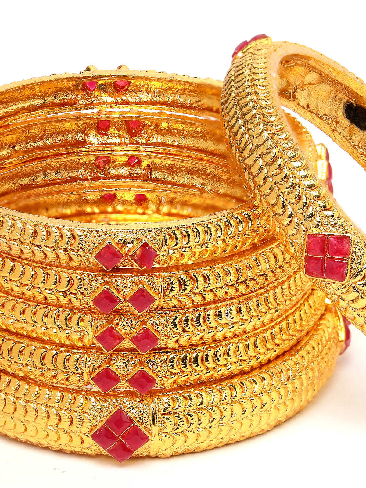 Sukkhi Elegant Gold Plated Red Color Bracelet Bangle Set Jewellery for Women & Girls|Set of 6 Latest Design|Birthday Anniversary Gift for Women|B105937
