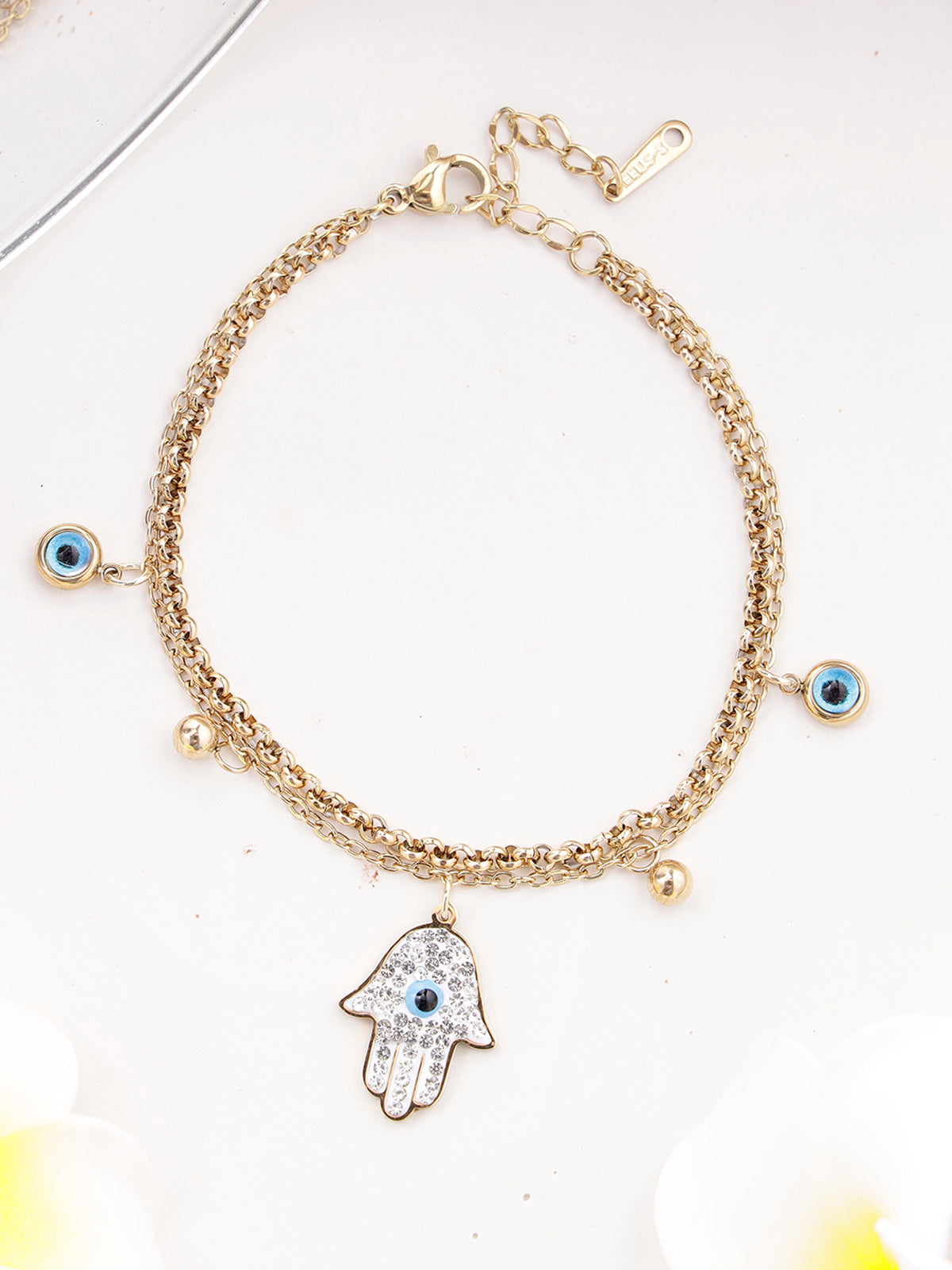 Scintillare By Sukkhi Evil Eye Hamsa Hand 18kGold Plated with Stainless Steel Charm Adjustable Bracelet Jewellery for Women & Girls|Anti Tarnish Jewellery|Gifts for Wife Girlfriend Mother|BC107026