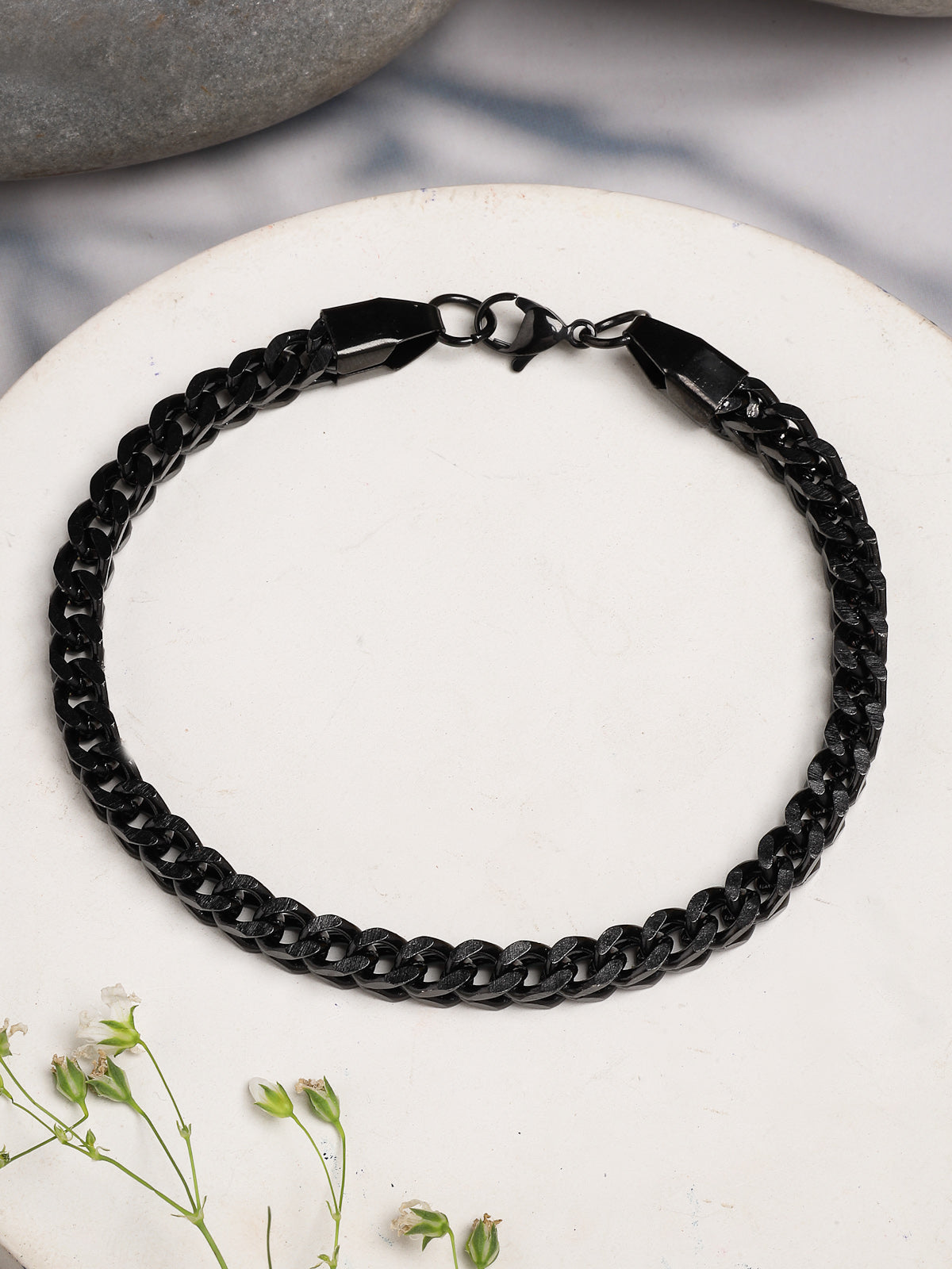 Scintillare By Sukkhi Desirable Stylish Stainless Steel Lobster Closure Type Rhodium Plated Cuban 8 Inch Bracelet for Men & Boys|BC107134