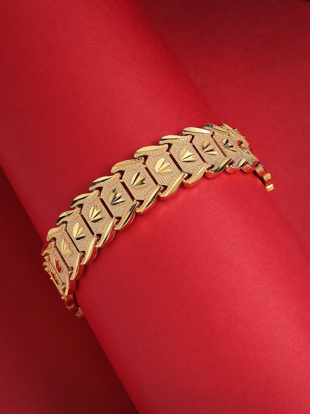 Scintillare By Sukkhi Impressive Copper Gold Plated Durable Stainless Steel Chain Bracelet Jewellery For Men & Boys|Fold Over Clasp type|Gift for Anniversary Birthday|BC107139