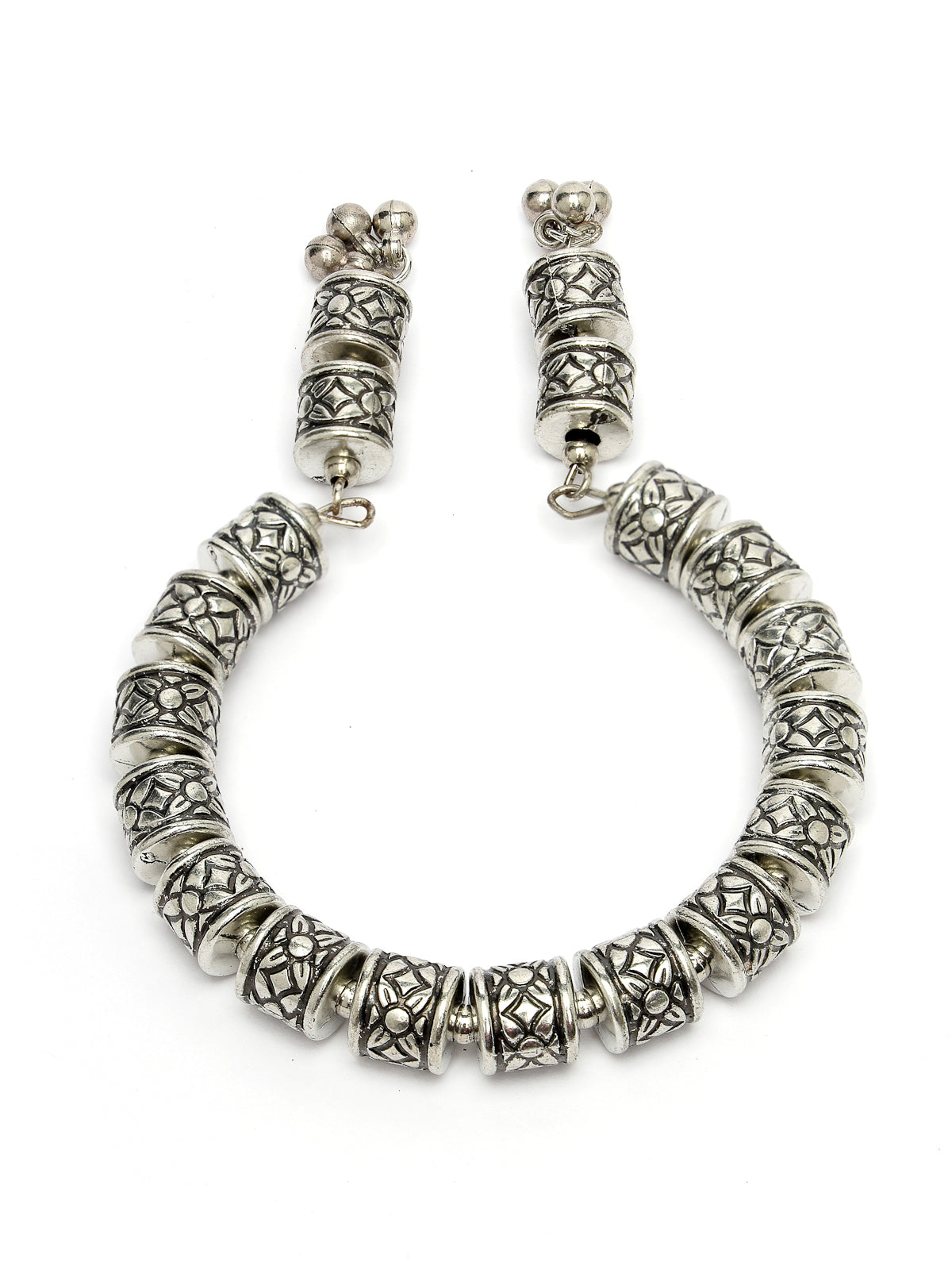 Sukkhi Iconic Oxidised Rhodium Plated  With Crystal Stones Studded Choker Necklace Set with Dangler Earring & Adjustable Bracelet Combo Jewellery Set For Women & Girls|Set of 1|CBMIX106030