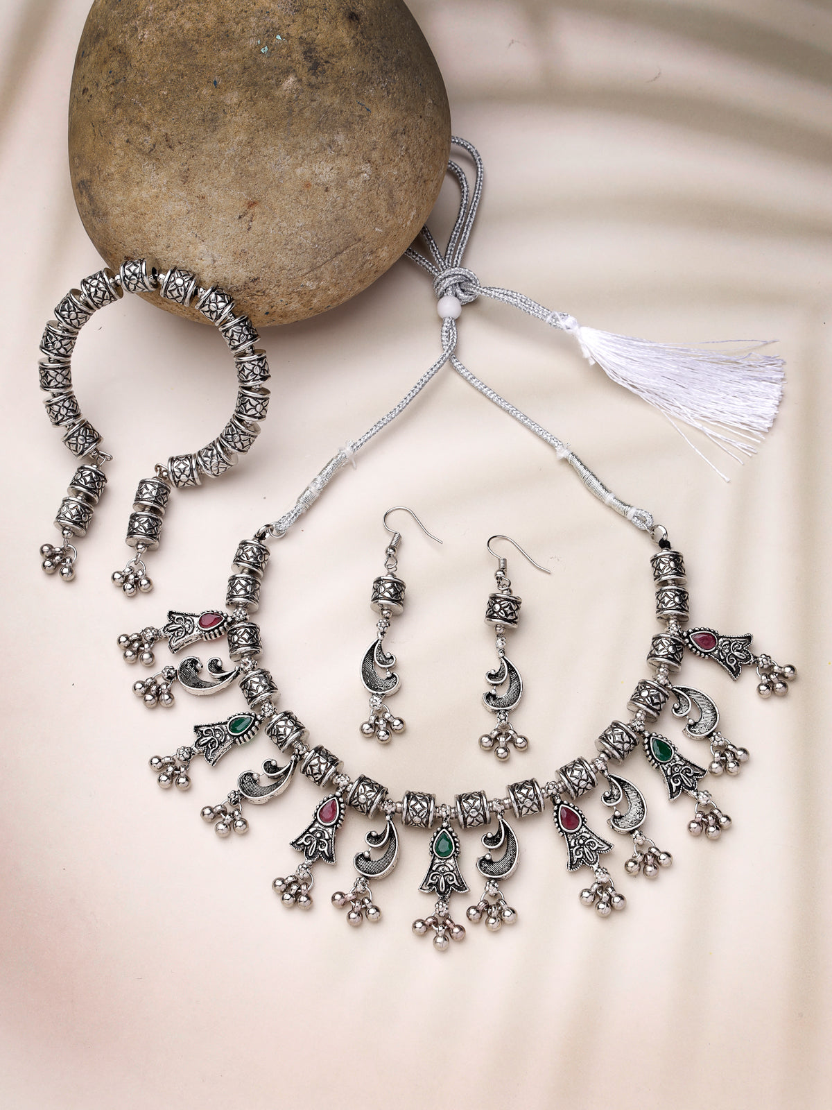 Sukkhi Pretty Oxidised Rhodium Plated With AD Stones Silver Chokder Necklace Set with Dangler Earring & Adjustable Bracelet Combo Jewellery Set For Women & Girls |Set of 1|CBMIX106031