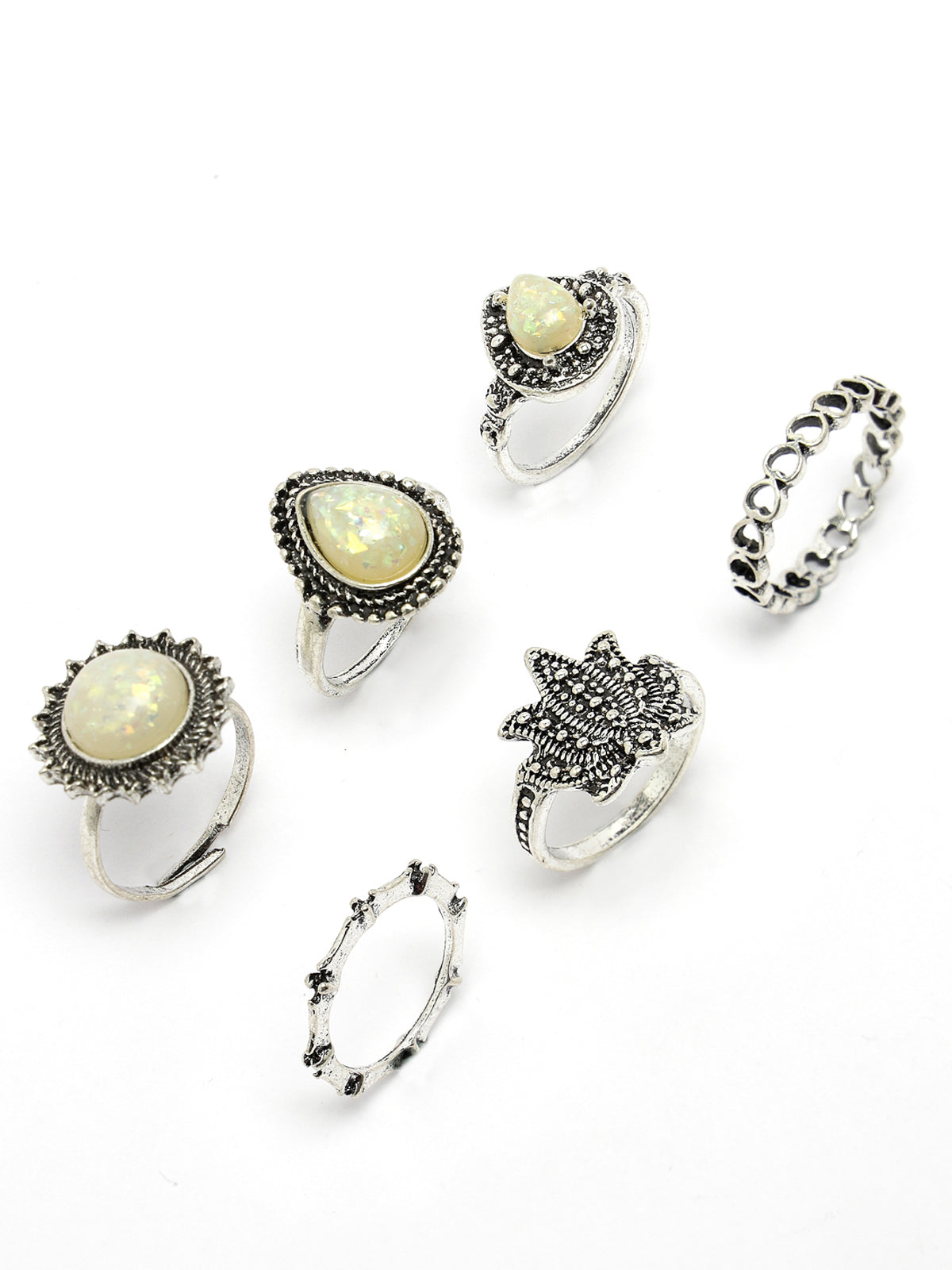 Scintillare by Sukkhi Elegant Rhodium Plated American diamond solitaire Heart Shaped Silver Adjustable Couple Promise Stylish Finger Ring for Men & Women|Rings for Girls|Valentines Day Gift|CR106602