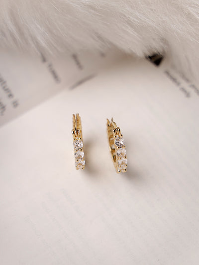 Scintillare by Sukkhi Decorative Stylish Gold Plated Crystals Stones Studded Hoop Earring for Women & Girls Stylish Fashion|Birthday Gift for Girls & Women Anniversary Gift for Wife|E106544