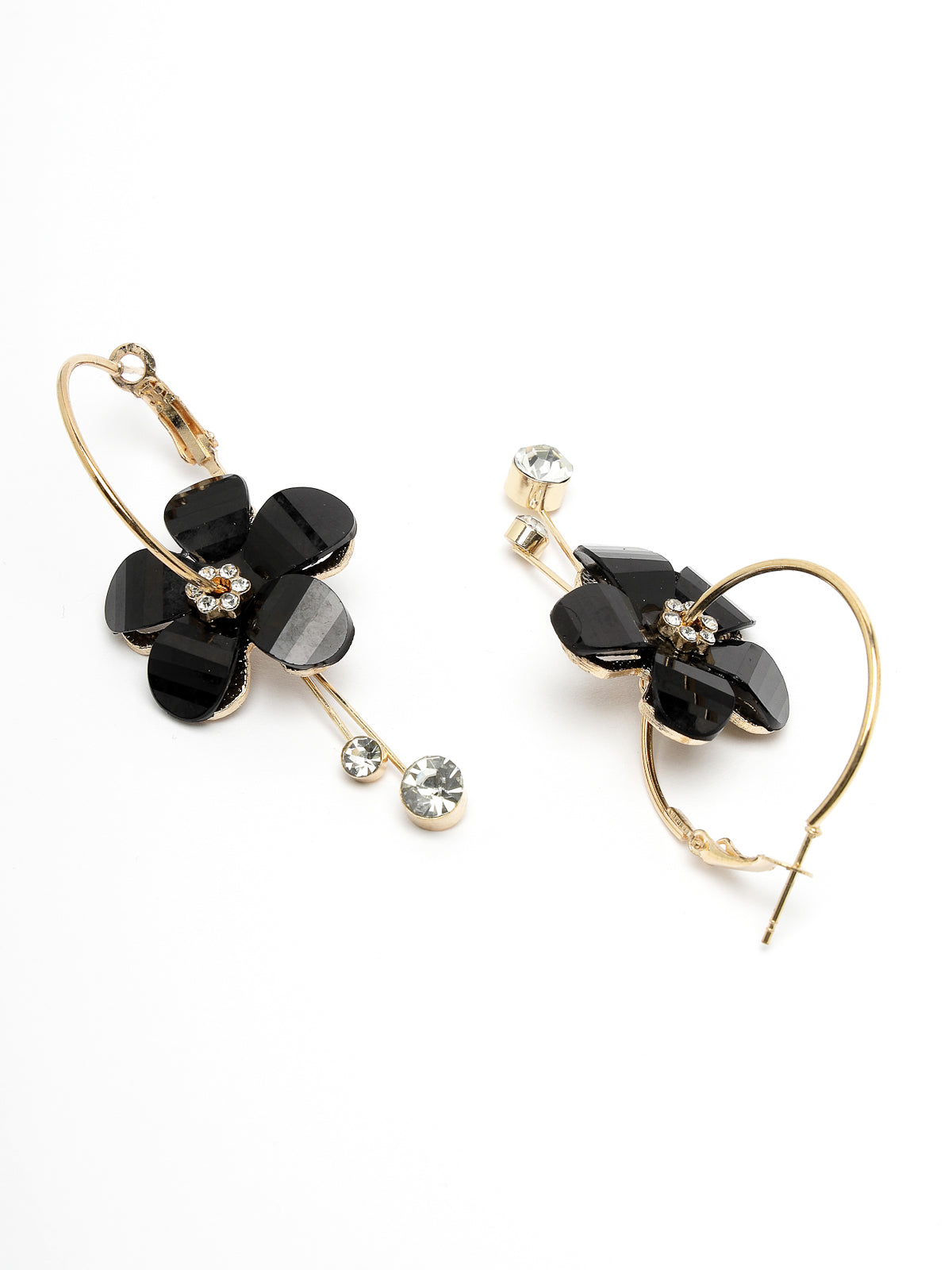 Scintillare by Sukkhi Pretty Rose Gold Plated & Crystals Stones Studded Red Rose Floral Stud Earring for Women & Girls Stylish Fashion|Birthday Gift for Girls & Women Anniversary Gift for Wife|E106555