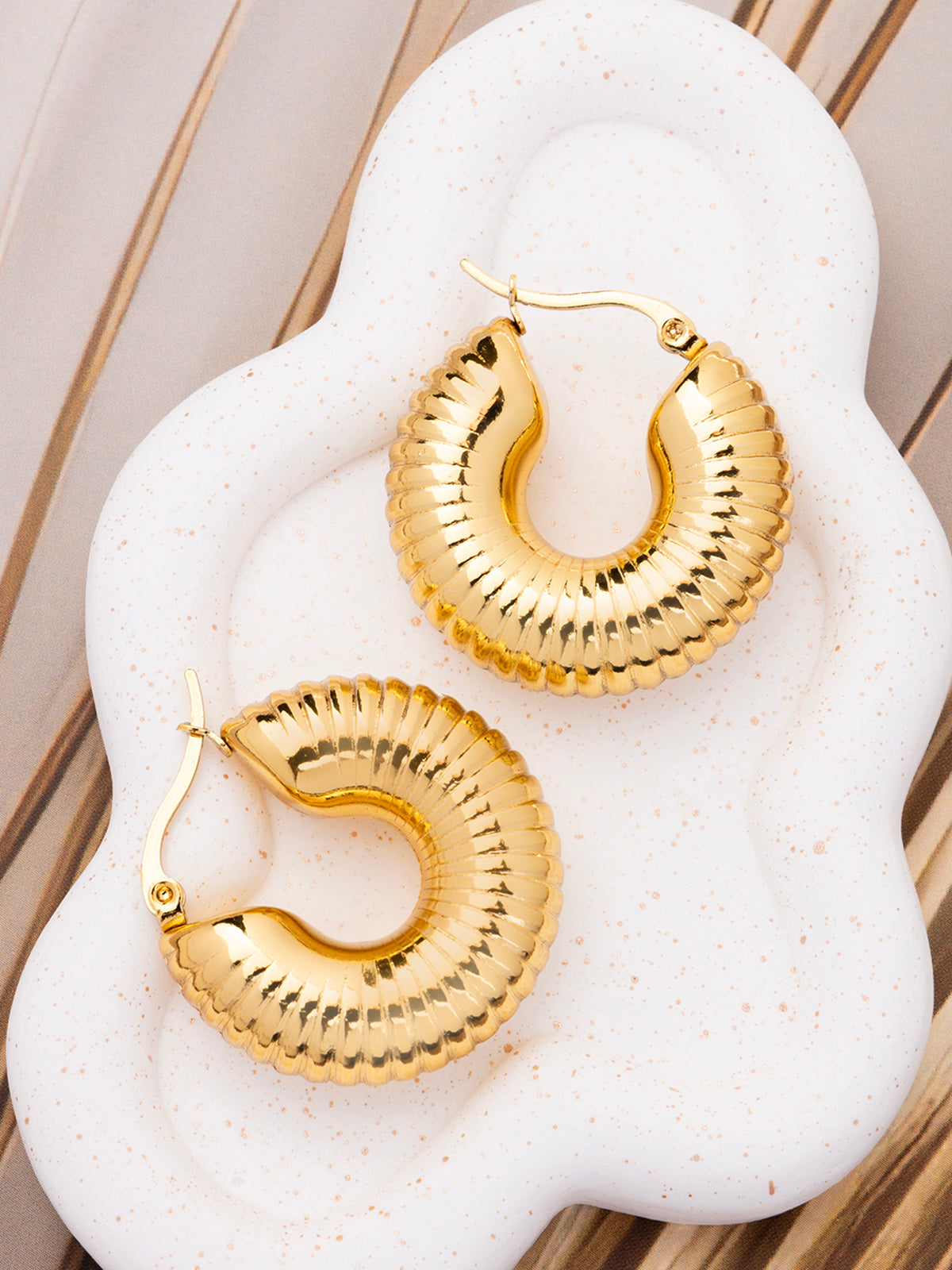 Scintillare By Sukkhi New Fashionable 18kGold Plated with Stainless Steel Hoop Bali Korean Fashion Earring Jewellery for Women&Girls|Anti Tarnish Jewellery|Gifts for Wife Girlfriend Mother|E107033