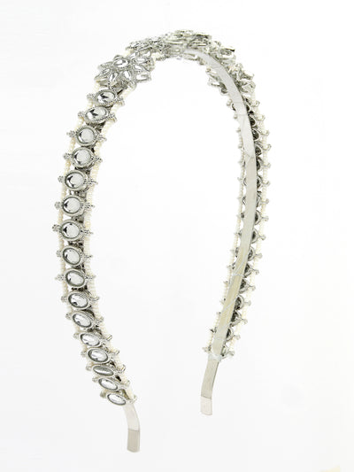 Sukkhi Tendy Floral Style Silver Phodium Plated With Kundan & Beads Studded Hair Band, Matha Patti, Sheesh Patti, Hair Accessories Jewellery for Womens & Girls |Pack of 1|HBND106851