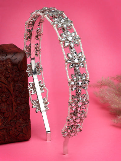 Sukkhi Latest Traditional Fashion Silver Phodium Plated with Kundan & Pearl Beaded Matha Patti, Sheesh Patti, Hair Band Hair Accessories Jewellery for Womens & Girls |Pack of 1|HBND106852