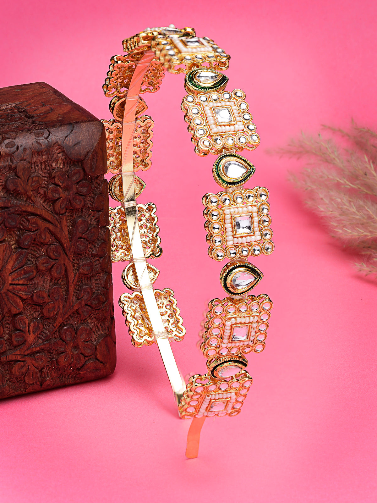 Sukkhi Ethnic Stylish Squear Shaped Gold Plated Kundan Studded With Meenakari Work Hair Band Matha Patti, Sheesh Patti, Hair Accessories Jewellery For Women & Girls | Pack of 1|HBND106855