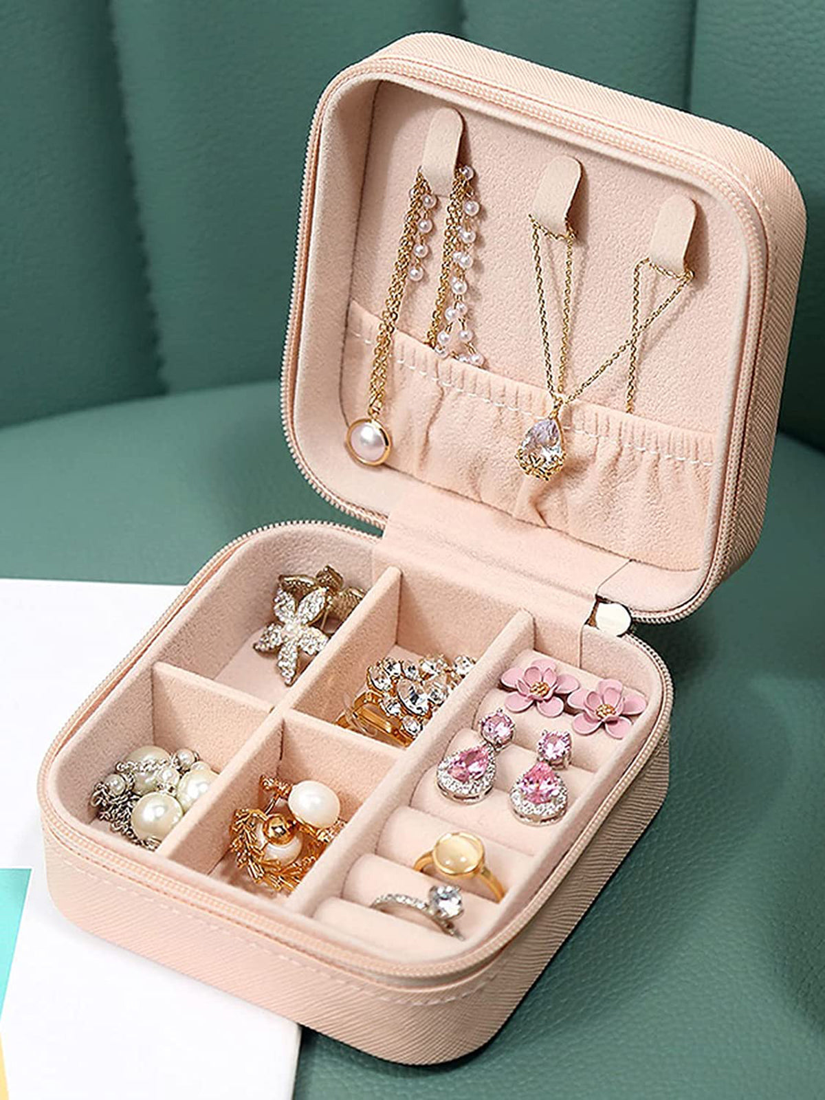 Scintillare By Sukkhi Jewellery Organiser PU Leather Zipper Portable Storage Box Case with Dividers Container for Rings, Earrings, Necklace Home Organizer JB107111