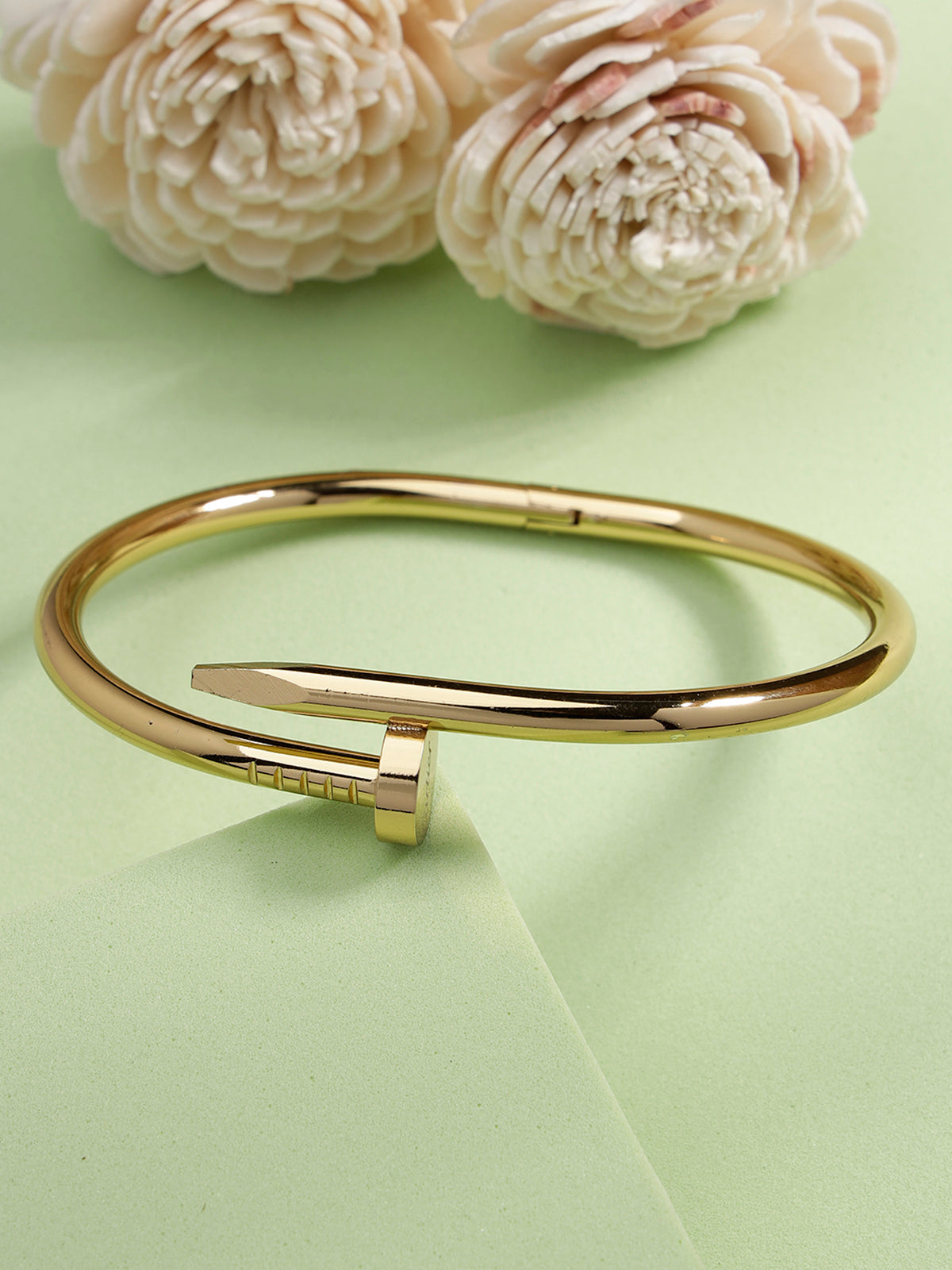 Scintillare By Sukkhi Modern Fashionable Gold Plated with Stainless Steel Openable Kada Bracelet Jewellery for Women & Girls|Anti Tarnish Jewellery|Gifts for Wife Girlfriend Mother Sister|K107049