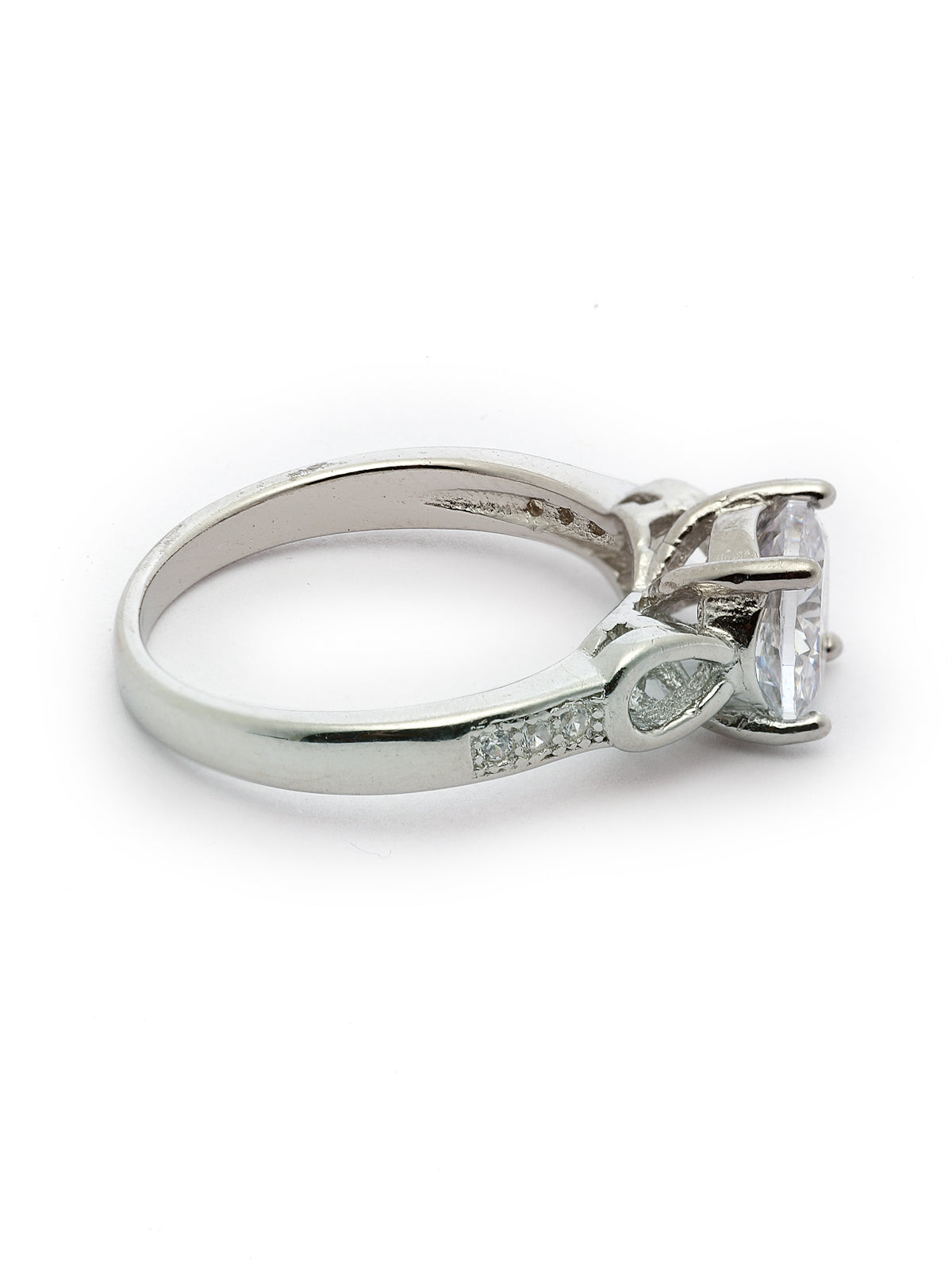 Pissara by Sukkhi Lavish 925 Sterling Silver Round Shaped Cubic Zirconia Solitaire Ring For Women & Girls|with Authenticity Certificate, 925 Stamp & 6 Months Warranty LR105256