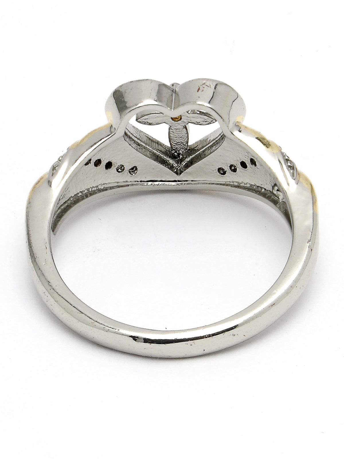 Scintillare by Sukkhi Pretty Fashionable Gold Plated Pearls Links Mininal Contemporary Choker Necklace for Women & Girls |Birthday Gift for Girls And Women Anniversary Gift for Wife|N106573