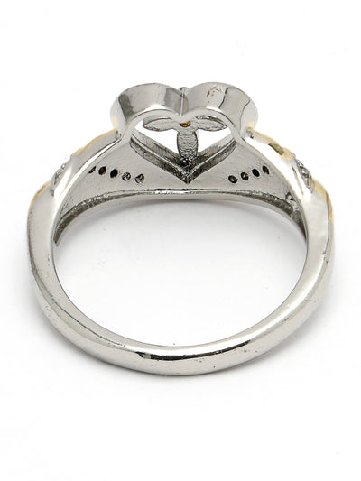 Scintillare by Sukkhi Pretty Fashionable Gold Plated Pearls Links Mininal Contemporary Choker Necklace for Women & Girls |Birthday Gift for Girls And Women Anniversary Gift for Wife|N106573