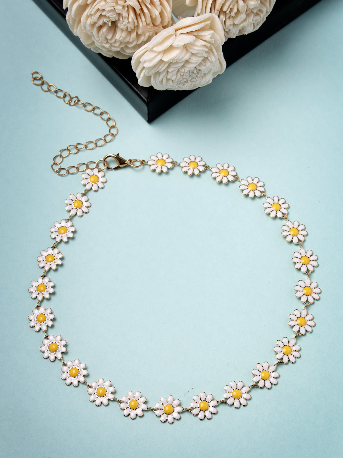 Scintillare by Sukkhi Beautiful Latest Stylish White Pearls Contemporary Choker Necklace for Women & Girls |Birthday Gift for Girls And Women Anniversary Gift for Wife| Gifts Collection|N106576