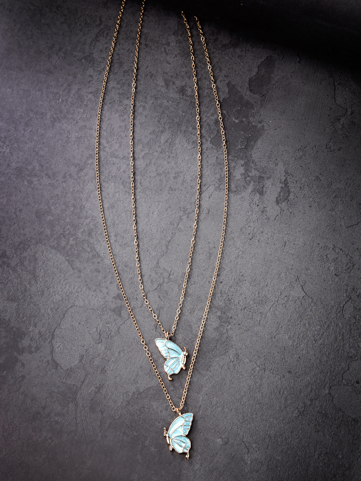 Scintillare by Sukkhi Iconic Fashionable Heart Rhodium Plated Silver Pendant Necklace for Women & Girls |Birthday Gift for girls & women Anniversary Gift for Wife|Valentine Day Gifts|N106582