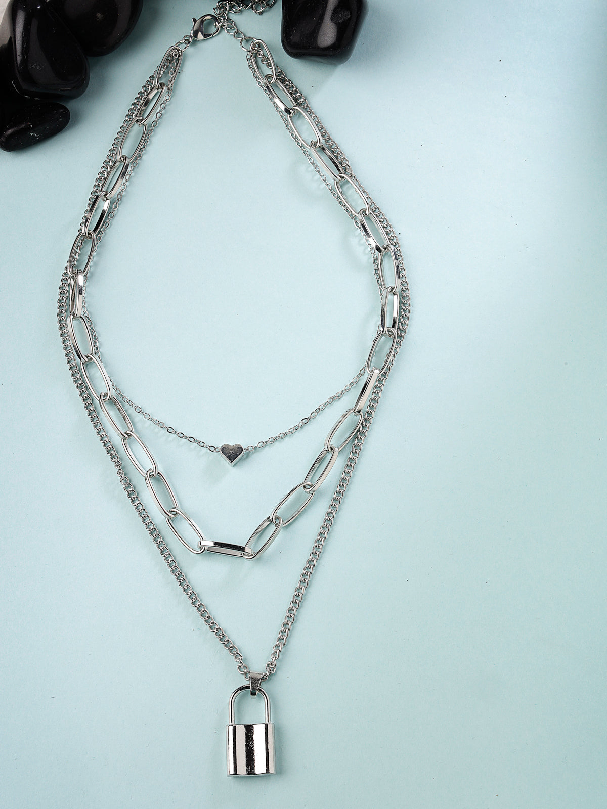 Scintillare by Sukkhi Elegant Stylish Rhodium Plated Mini Heart Contemporary Pendant Necklace for Women & Girls |Birthday Gift for Girls And Women Anniversary Gift for Wife| Gifts Collection|N106614