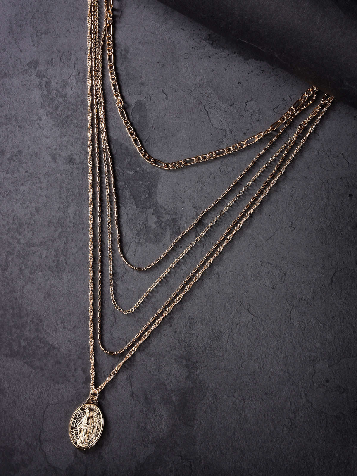 Scintillare by Sukkhi Stylish Gold Plated 2 Layered Chunky Lock Pendant Necklace for Women & Girls |Birthday Gift for Girls And Women Anniversary Gift for Wife| Gifts Collection|N106766