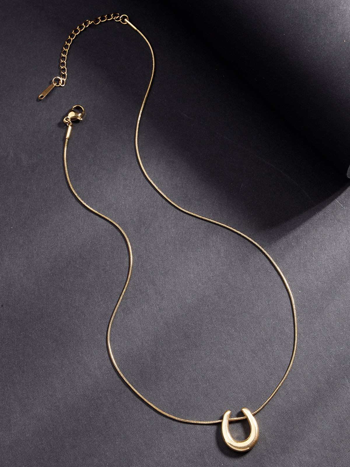 Scintillare By Sukkhi Latest Stylish 18k Gold Plated with Stainless Steel Chain Pendant Necklace Jewellery for Women & Girls|Anti Tarnish Jewellery|Gifts for Wife Girlfriend Mother Sister|N107005