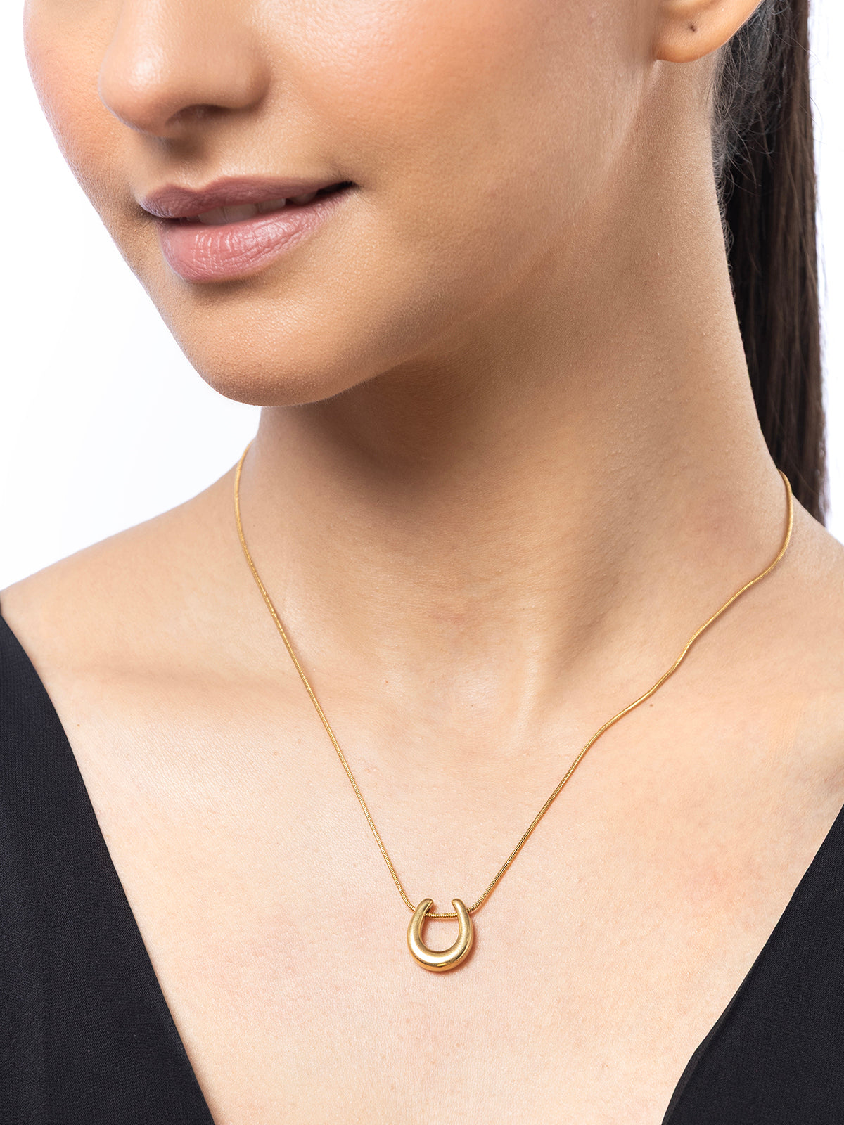 Scintillare By Sukkhi Latest Stylish 18k Gold Plated with Stainless Steel Chain Pendant Necklace Jewellery for Women & Girls|Anti Tarnish Jewellery|Gifts for Wife Girlfriend Mother Sister|N107005