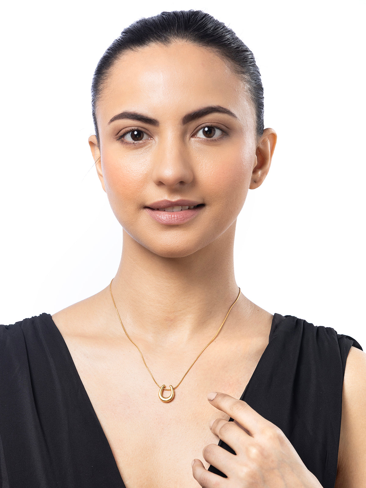 Scintillare By Sukkhi Latest Stylish 18k Gold Plated with Stainless Steel Chain Pendant Necklace Jewellery for Women & Girls|Anti Tarnish Jewellery|Gifts for Wife Girlfriend Mother Sister|N107005