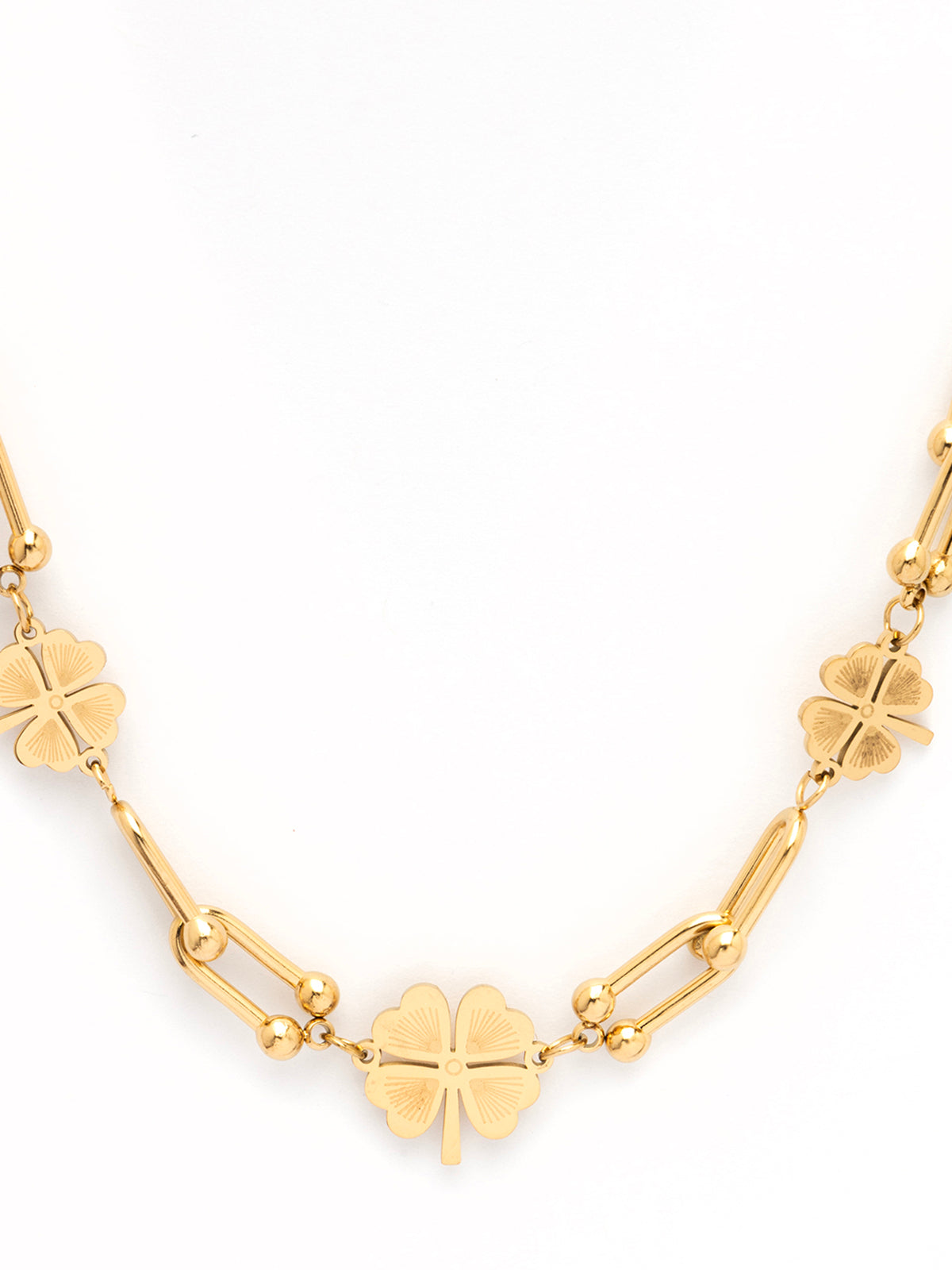 Scintillare By Sukkhi Clover Leaf with 18kGold Plated Stainless Steel Chain Pendant Necklace Jewellery for Women & Girls|Anti Tarnish Jewellery|Gifts for Wife Girlfriend Mother Sister|N107020