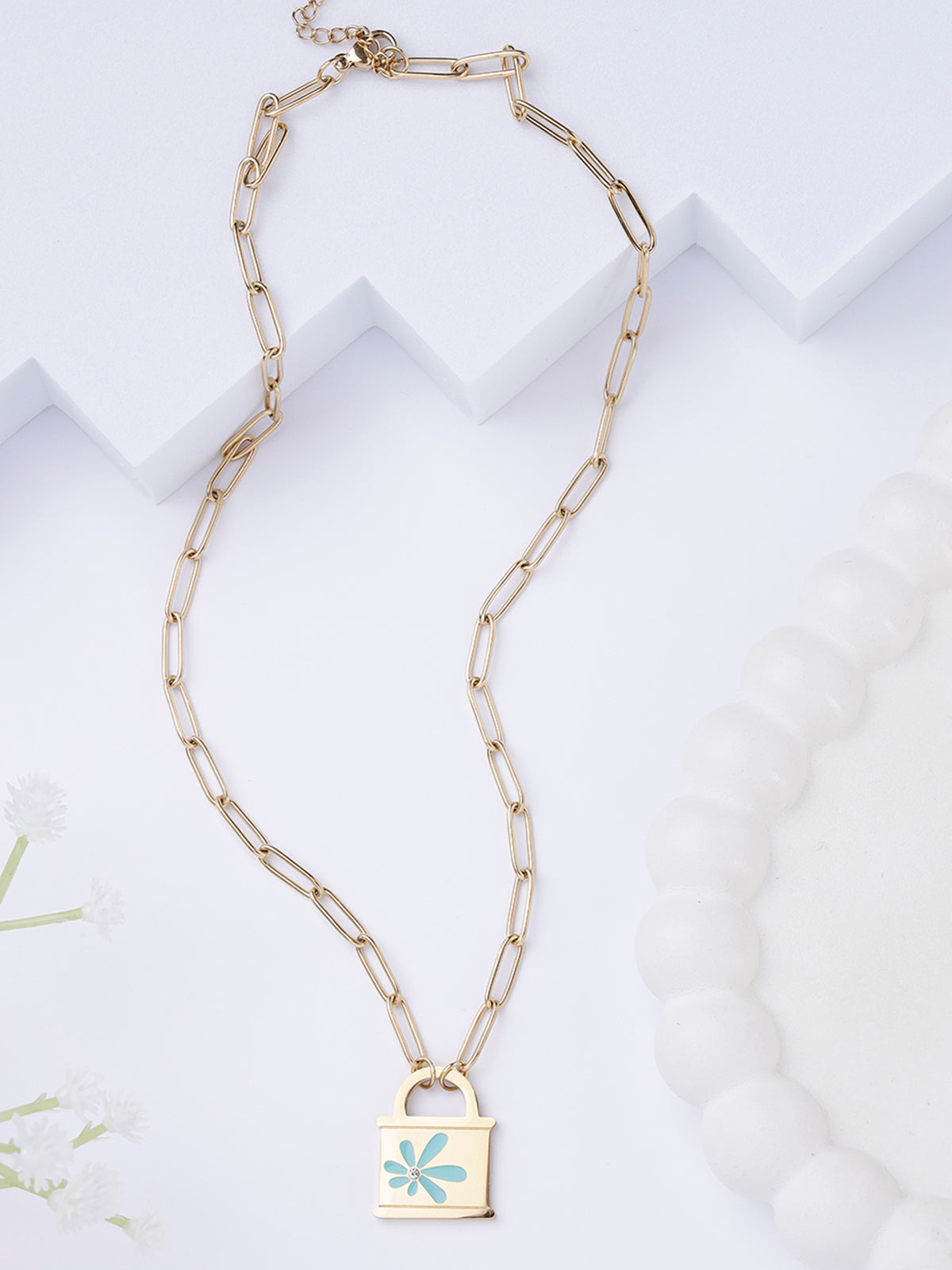 Scintillare By Sukkhi 18kGold Plated Crystal Stones Stainless Steel with Lock Pendant Chain Necklace Jewellery for Women & Girls|Anti Tarnish Jewellery|Gifts for Wife Girlfriend Mother Sister|N107066