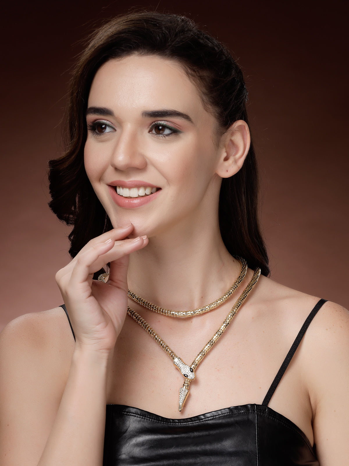 Scintillare By Sukkhi Eye Catchy Latest Stylish Crystal Embellishment Gold Choker Necklace for Women & Girls With Two In One Stylish Serpent Accessory Jewellery|N107102