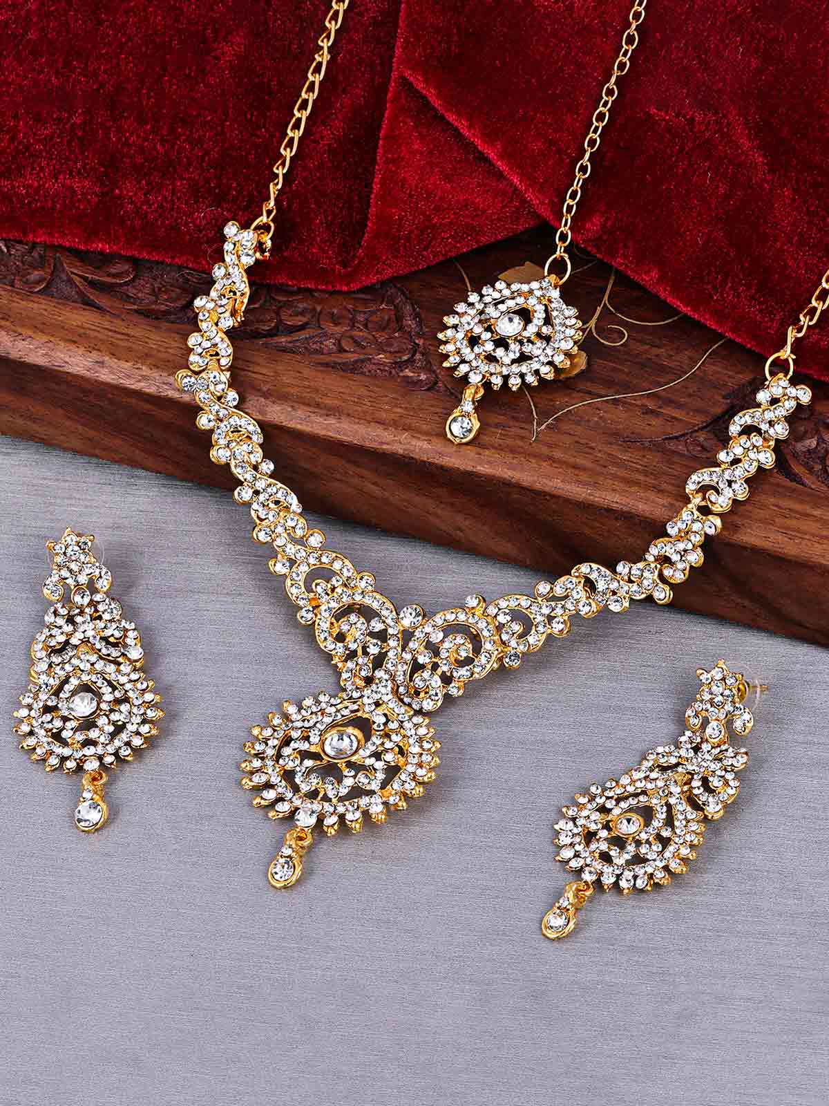 Sukkhi Beguiling Gold Plated Necklace Set For Women N72125ADGA092017