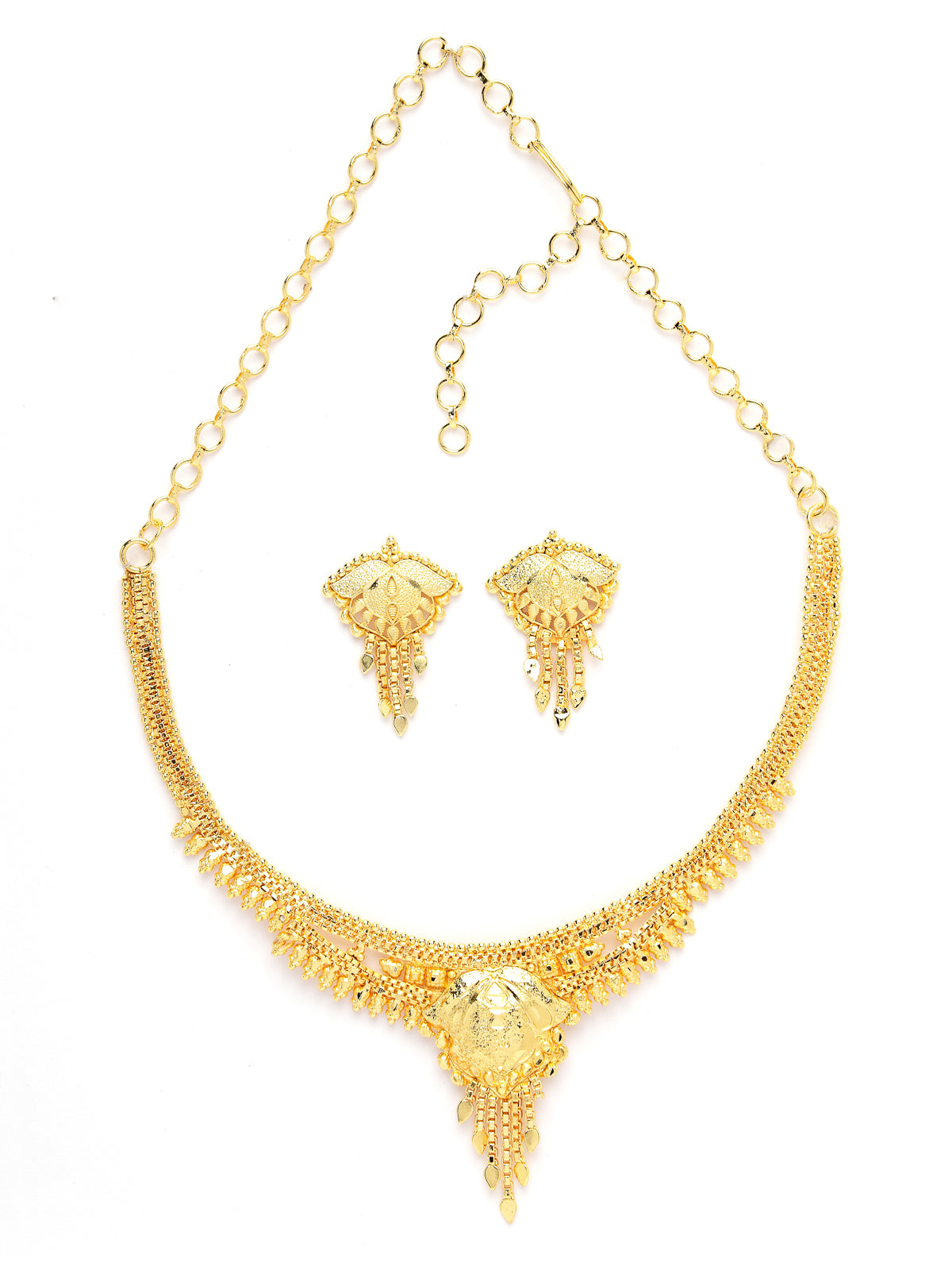 Sukkhi Affordable 18k Gold Plated Choker Adjustable Necklace Set with Dangler Earrings Jewellery Set for Women & Girls|Set of 1|N73742