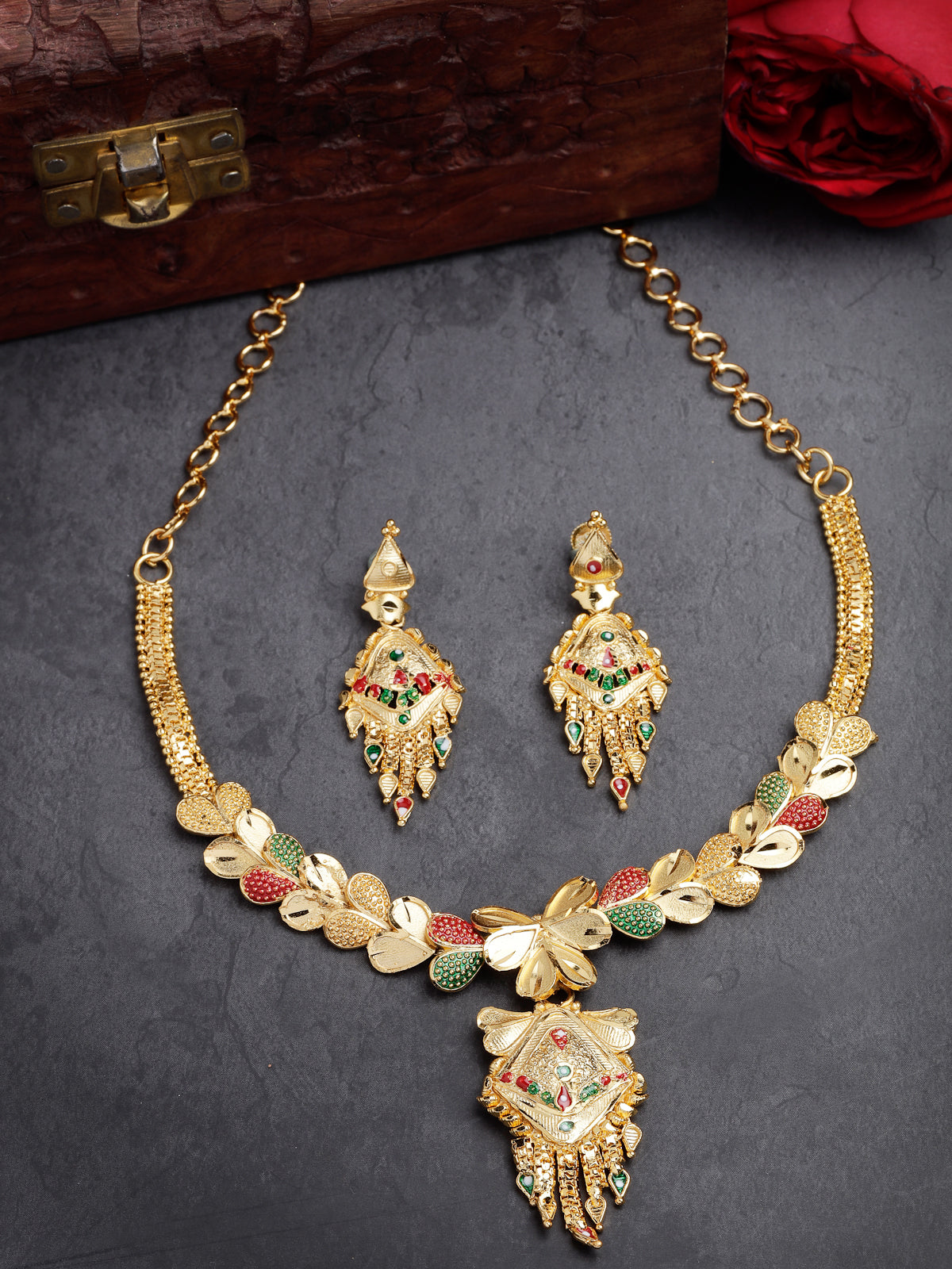Sukkhi Indian Traditional 18k Gold Plated with Red Green Meenakari Work Adjustable Choker Necklace Set with Dangler Earrings Jewellery Set for Women & Girls|Set of 1|N73749