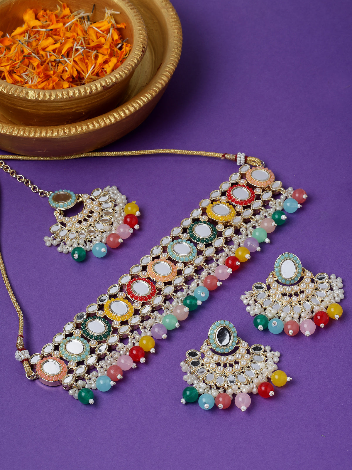 Sukkhi Expensive Tranditional Multicolor Choker Necklace Earring Jewellery Set with Maangtikka Jewellery Set for Women NS104841