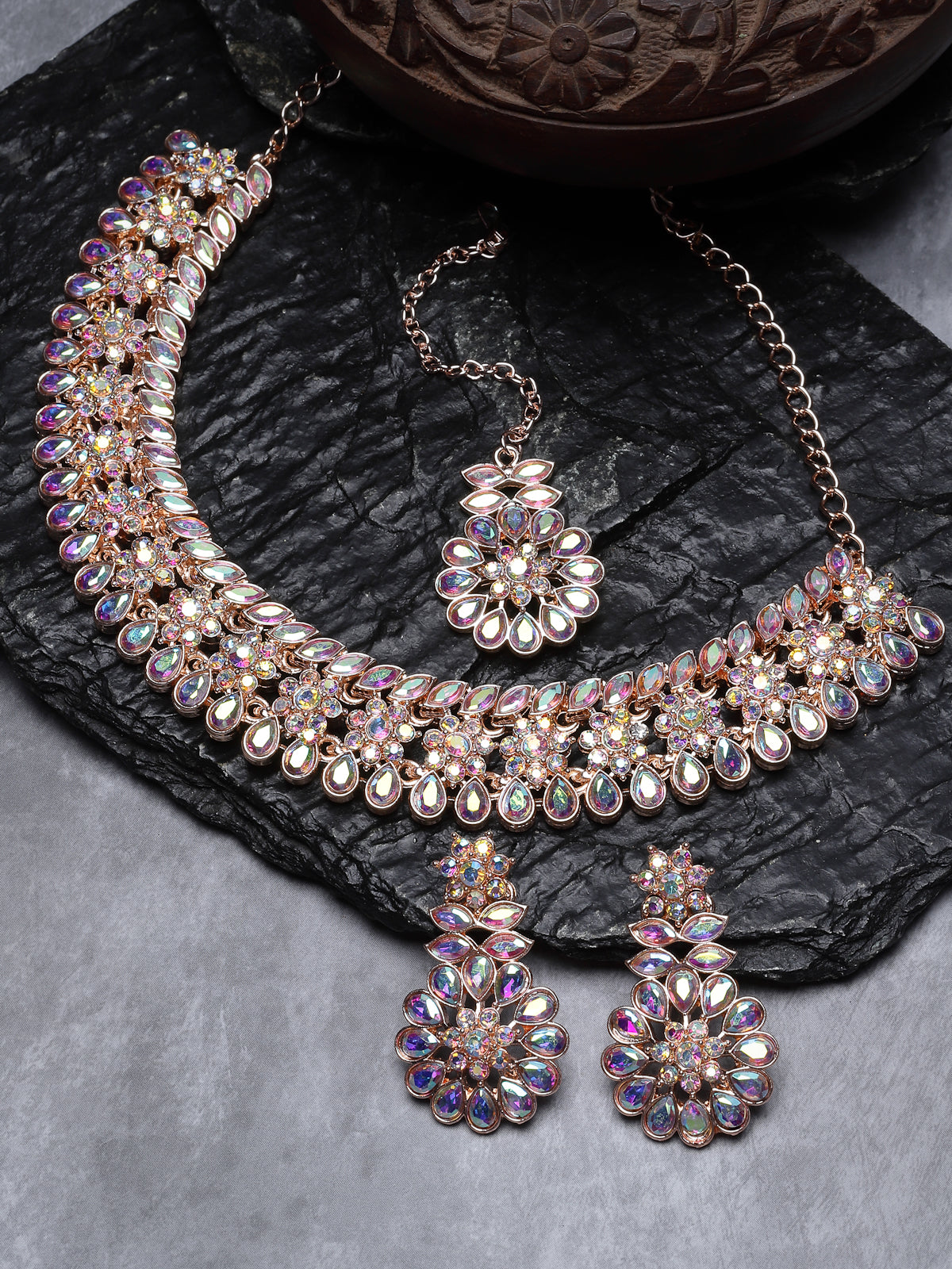 Sukkhi Bright Rose Gold Plated Rainbow Stones Collar Bone Necklace Set With Earring And Maangtika | Jewellery Set For Women (NS104989)