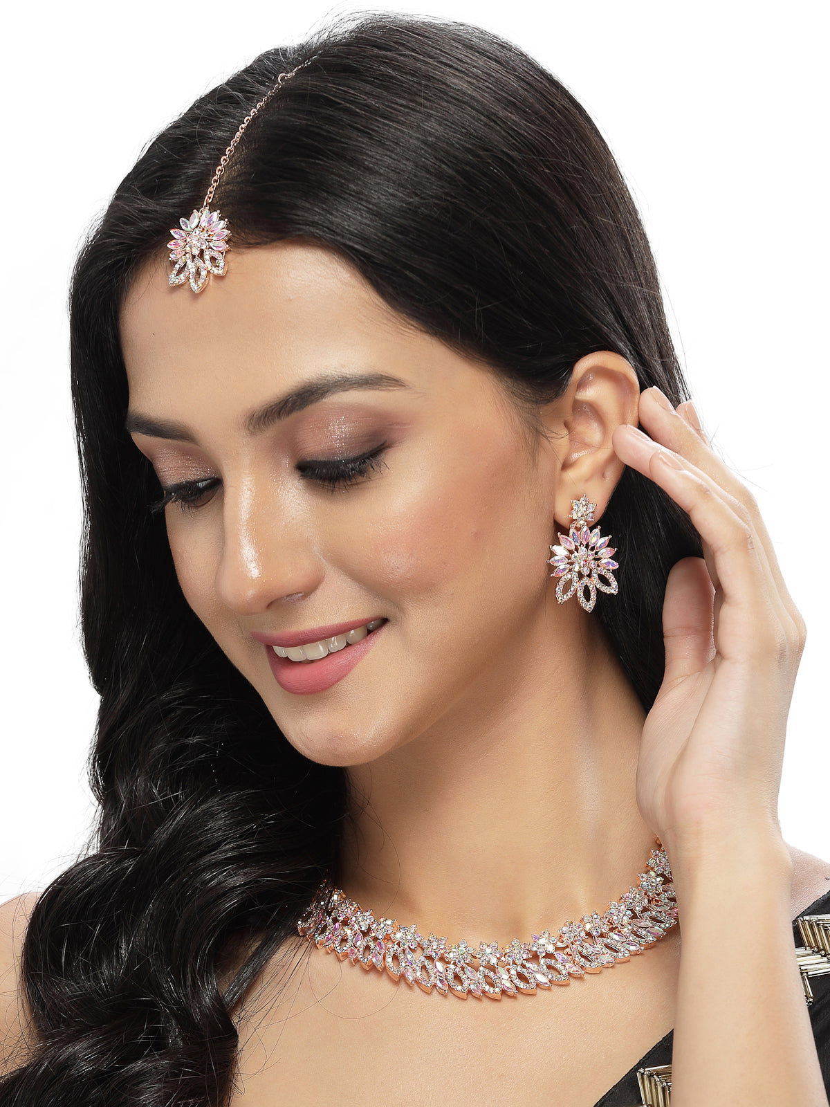 Sukkhi Dangling Rose Gold Plated Stone Floral Collar Bone Necklace Set With Earring And Maangtika | Jewellery Set For Women (NS105489)