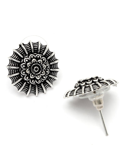 Sukkhi Stylish Oxidised Silver Choker Necklace Set With Studs Earring | Jewellery Set For Women (NS105511)