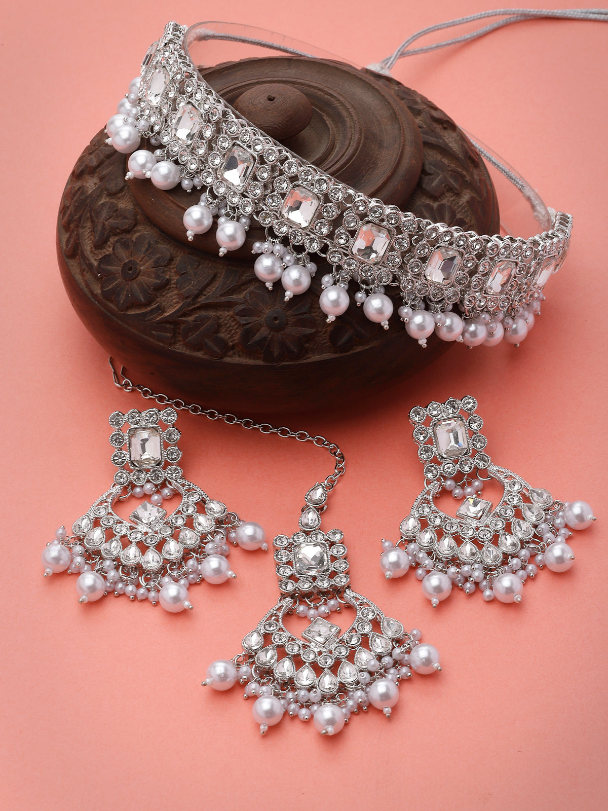 Sukkhi Exhilarating Rhodium Plated Silver Kundan & Beads Choker Necklace Set With Earring And Maangtika | Jewellery Set For Women (NS105527)