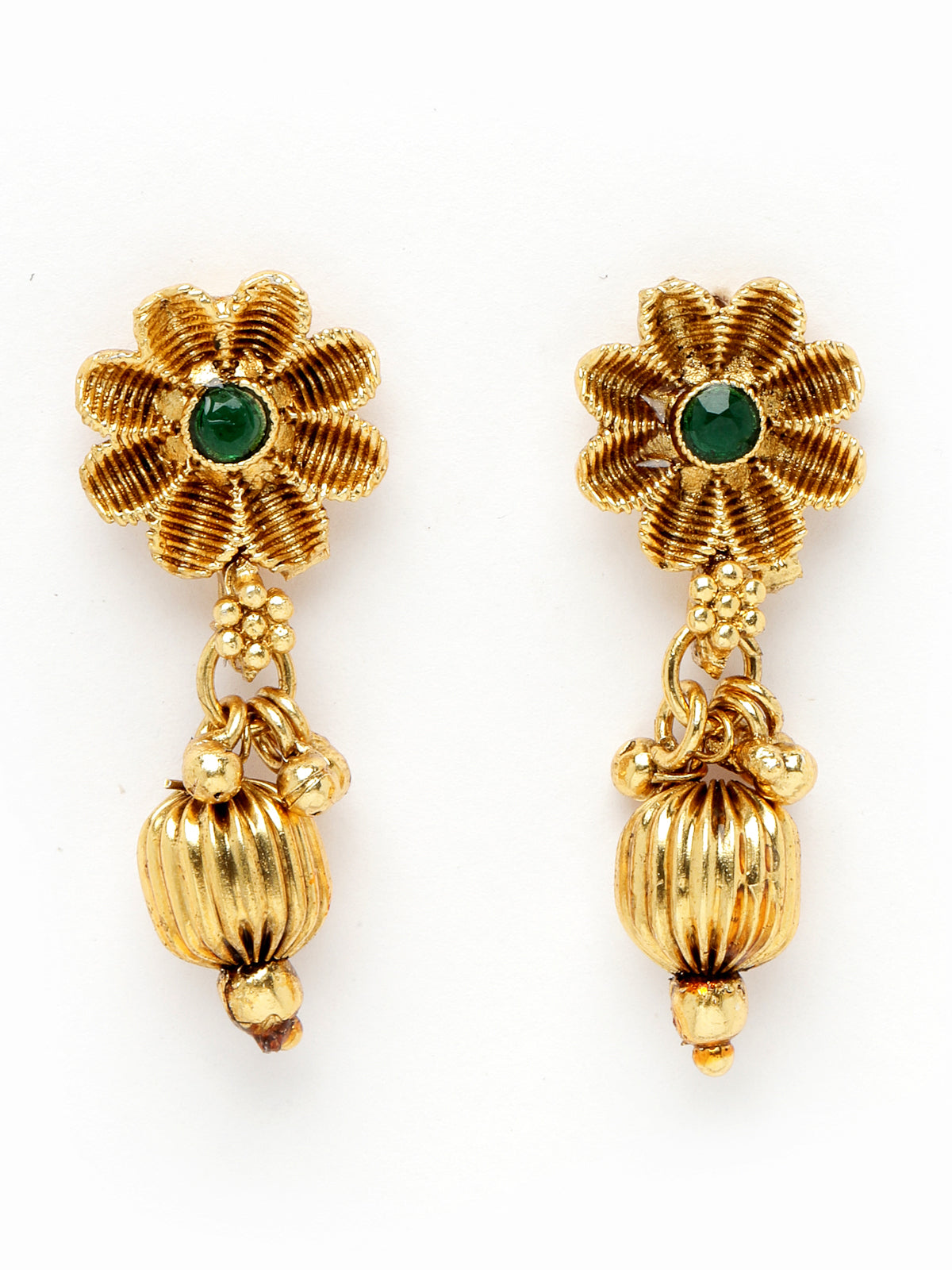 Sukkhi Astonish Gold Plated Floral Copper Choker Necklace Set With Studs Earring | Jewellery Set For Women (NS105535)