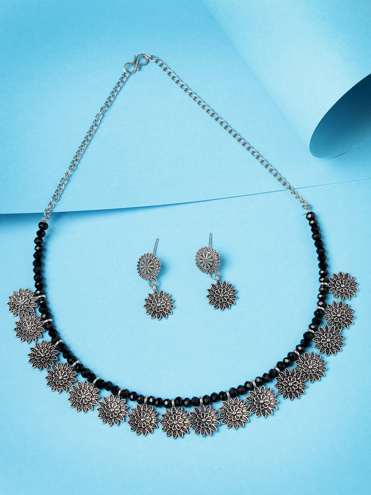 Sukkhi Trendy Oxidised Silver Plated Floral Shaped Collar Bone Necklace Set And Earring | Jewellery Set For Women (NS105541)