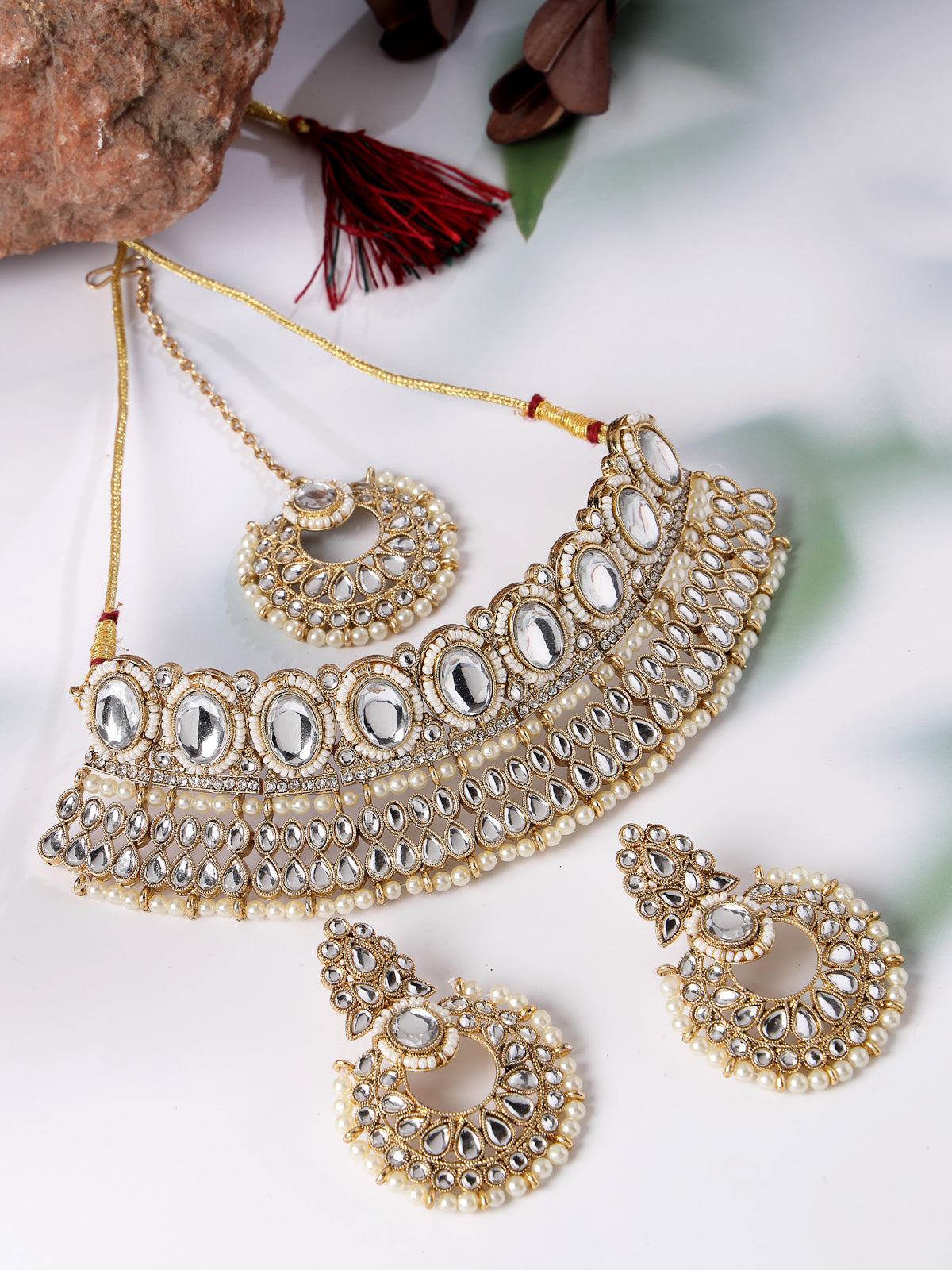 Sukkhi Delightful Trendy Gold Plated White Kundan & Beads Choker Necklace Set With Earring And Maangtika | Jewellery Set For Women (NS105576)