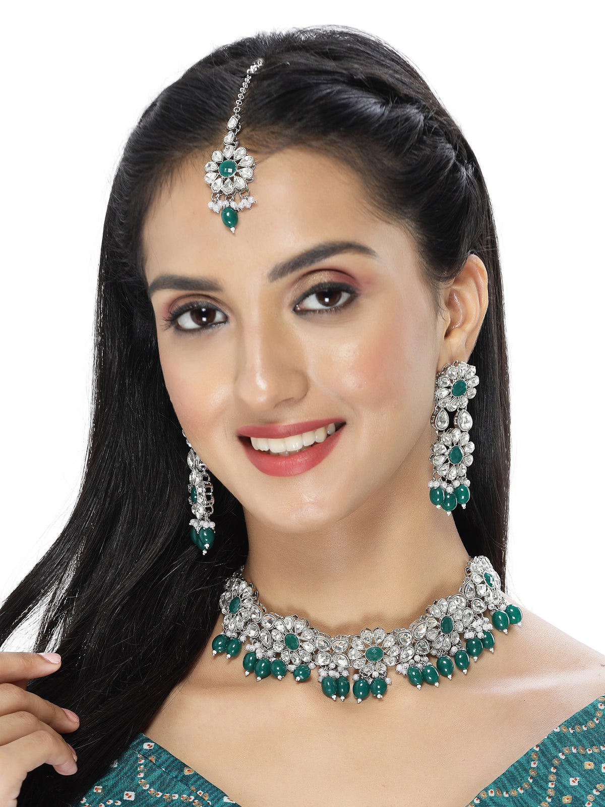 Sukkhi Enchanting Rhodium Plated Green Kundan & Beads Floral Choker Necklace Set With Earring And Maangtika | Jewellery Set For Women (NS105586)