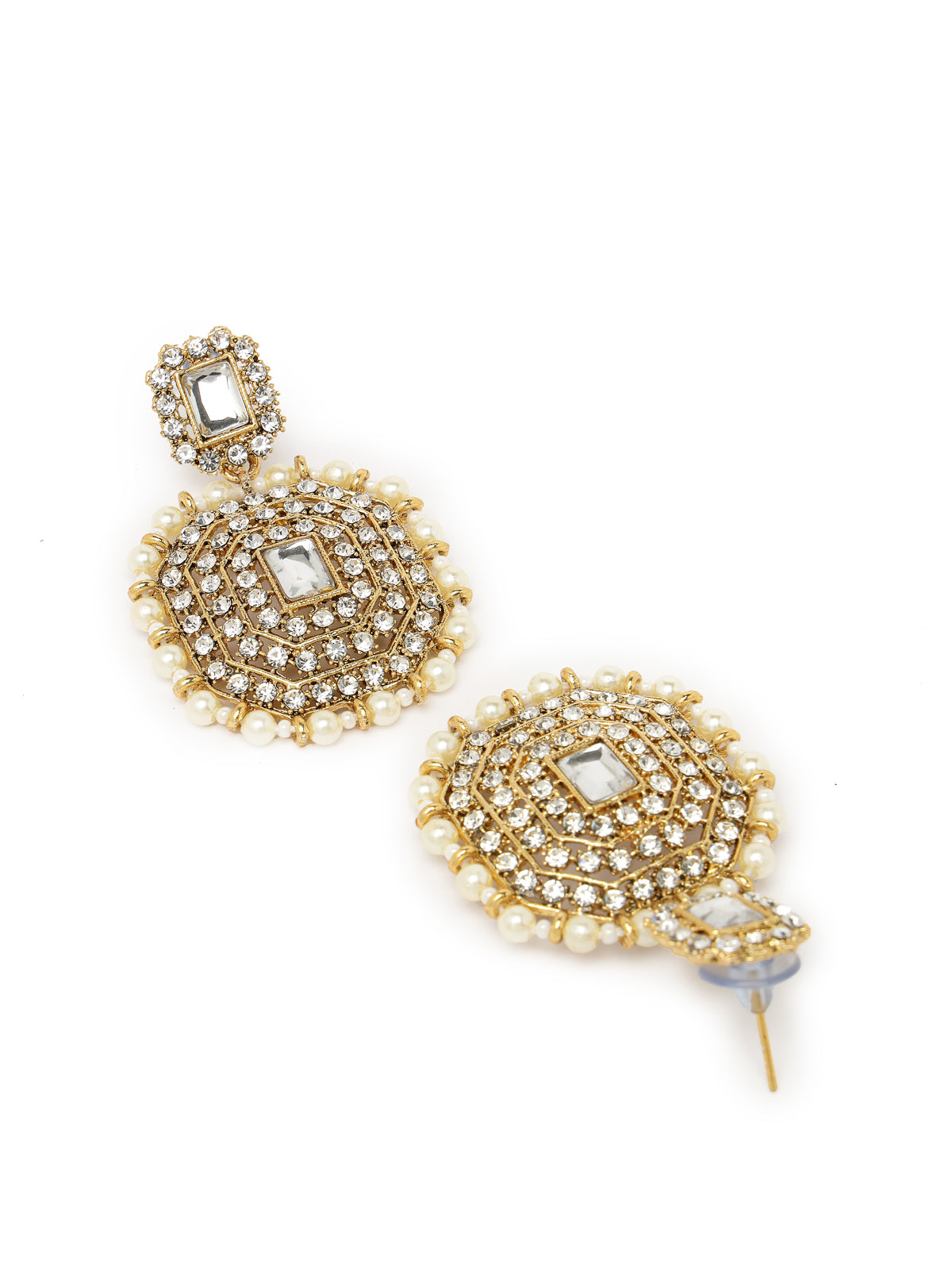 Sukkhi Decent Traditional White Kundan & Beads Choker Necklace Set With Earring And Maangtika | Jewellery Set For Women (NS105593)