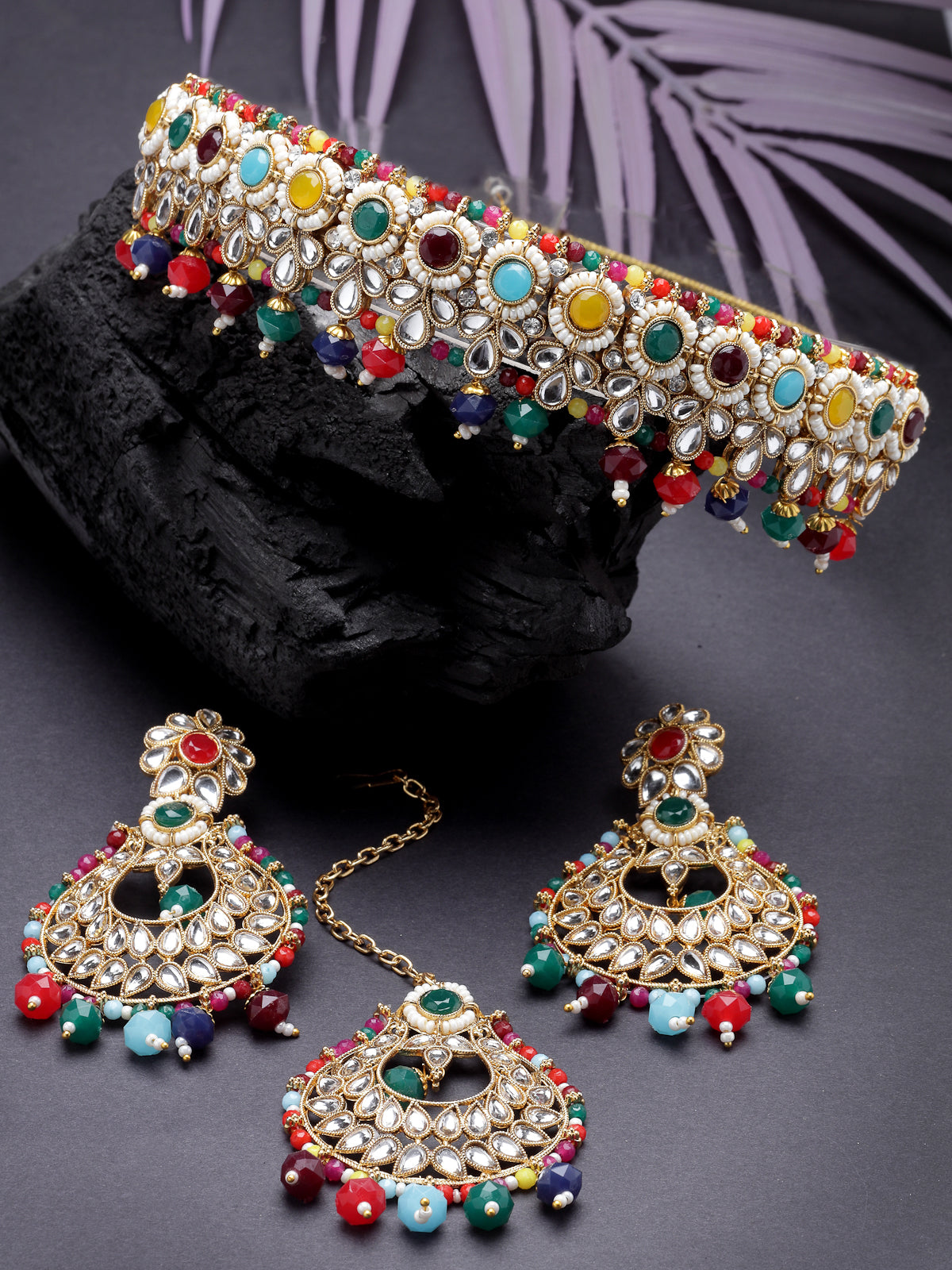 Sukkhi Delightful Round Shaped Gold Plated Multi Kundan & Beads Choker Necklace Set With Earring And Maangtika | Jewellery Set For Women (NS105595)