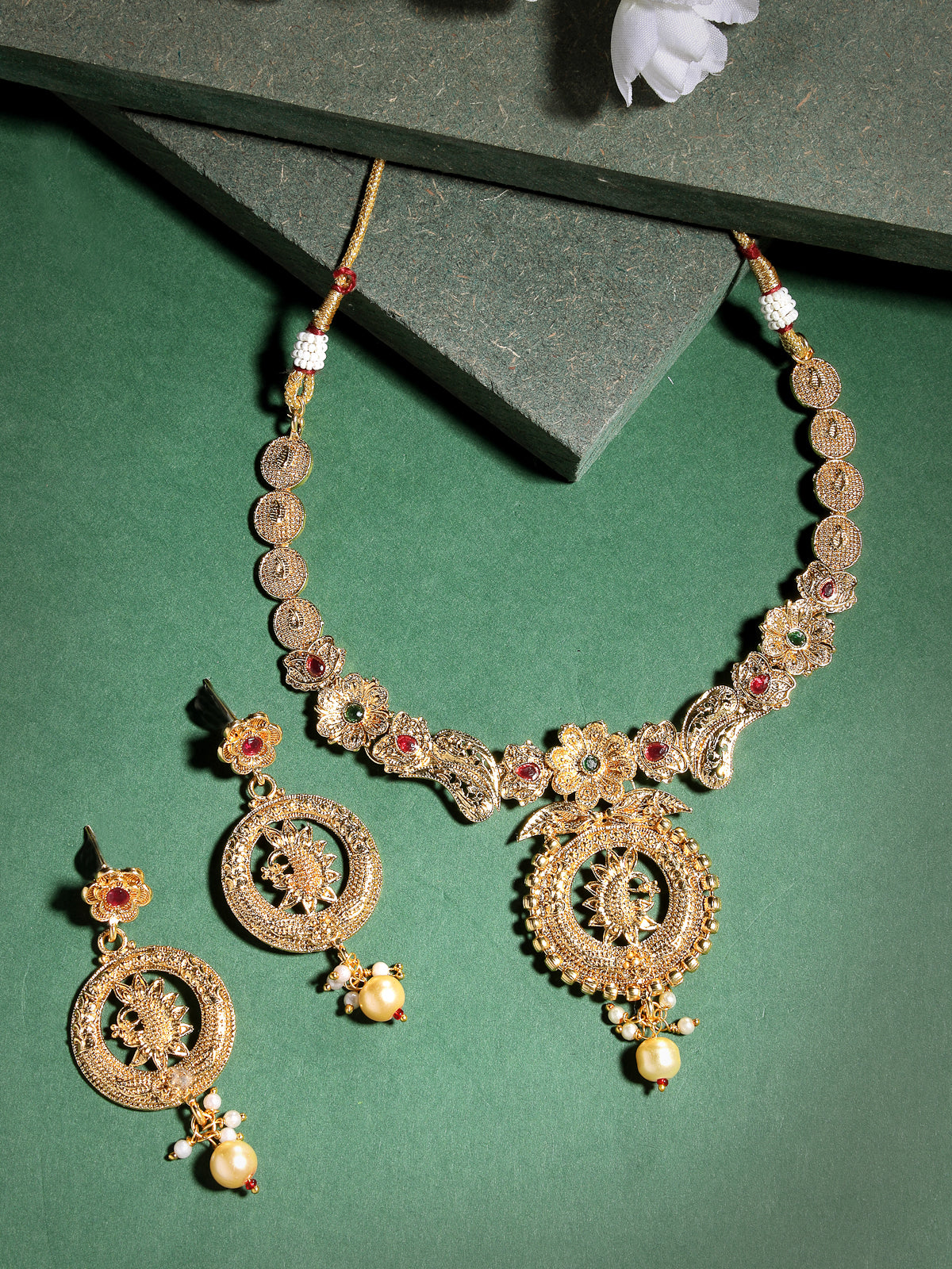 Sukkhi Aesthetic Gold Plated Copper Beads Collar Bone Necklace Set And Earring | Jewellery Set For Women (NS105617)