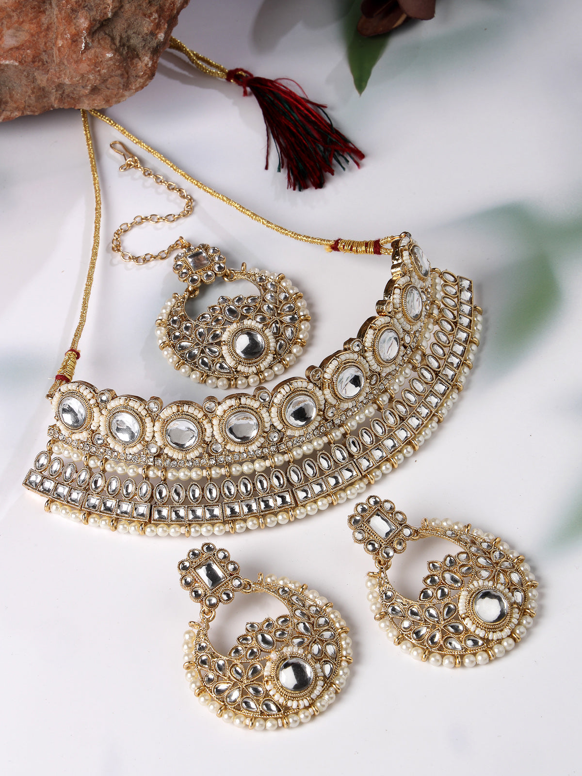 Sukkhi Fashion-Forward Gold Plated White Kundan & Beads Choker Necklace Set With Earring And Maangtika | Jewellery Set For Women (NS105627)