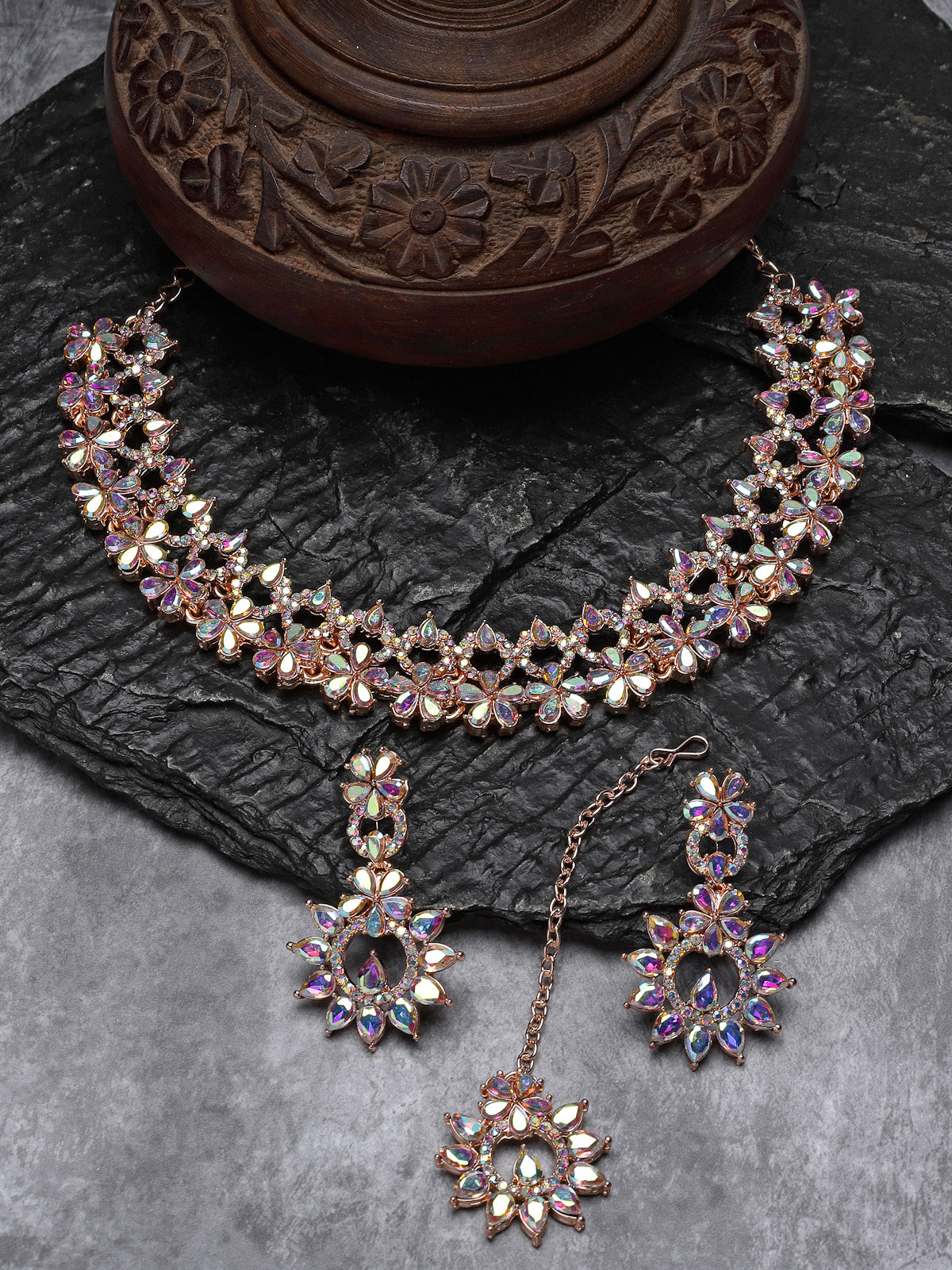 Sukkhi Innovative Rose Gold Plated Rainbow Stone Collar Bone Necklace Set With Earring And Maangtika | Jewellery Set For Women (NS105638)