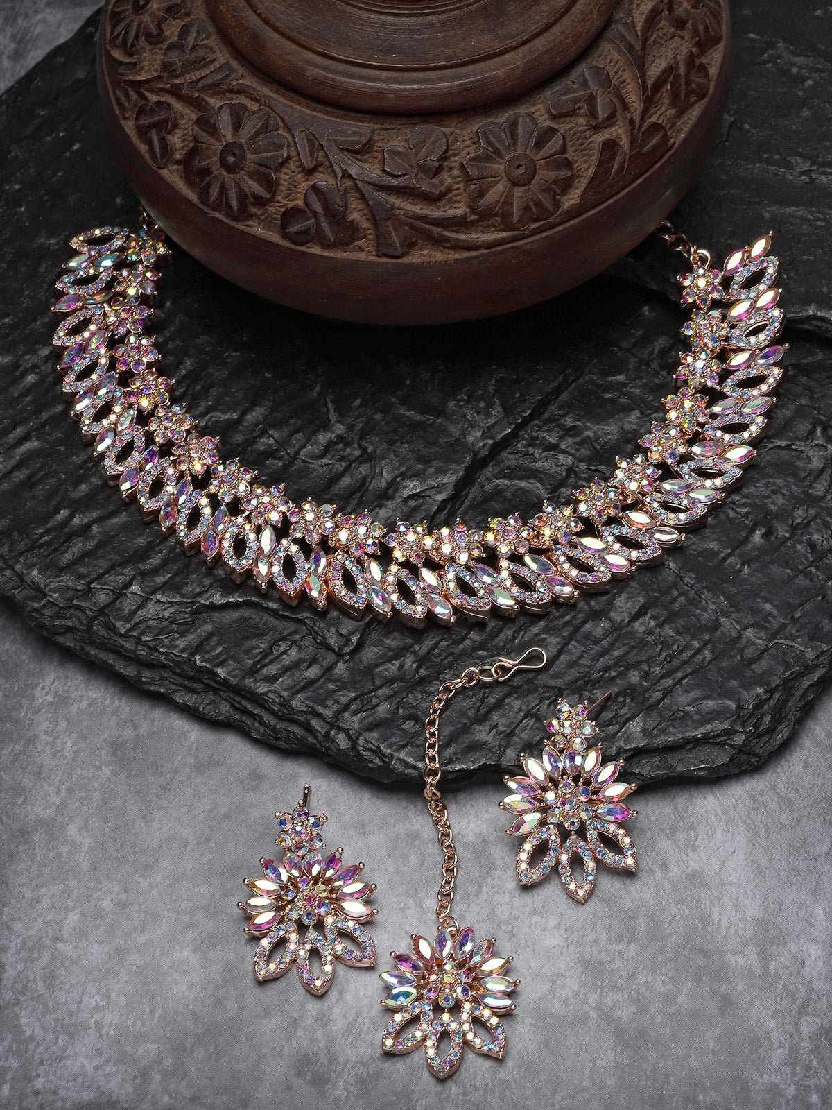 Sukkhi Floral Rose Gold Plated Rainbow Stones Collar Bone Necklace Set With Earring And Maangtika | Jewellery Set For Women (NS105641)