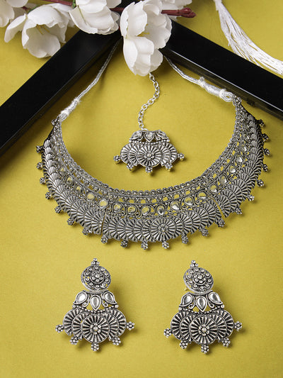 Sukkhi Eye-Catchy Oxidised Silver Plated Choker Necklace Set With Earring | Mangtikka Set For Women (NS105642)
