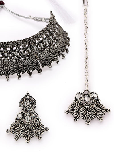 Sukkhi Eye-Catchy Oxidised Silver Plated Choker Necklace Set With Earring | Mangtikka Set For Women (NS105642)