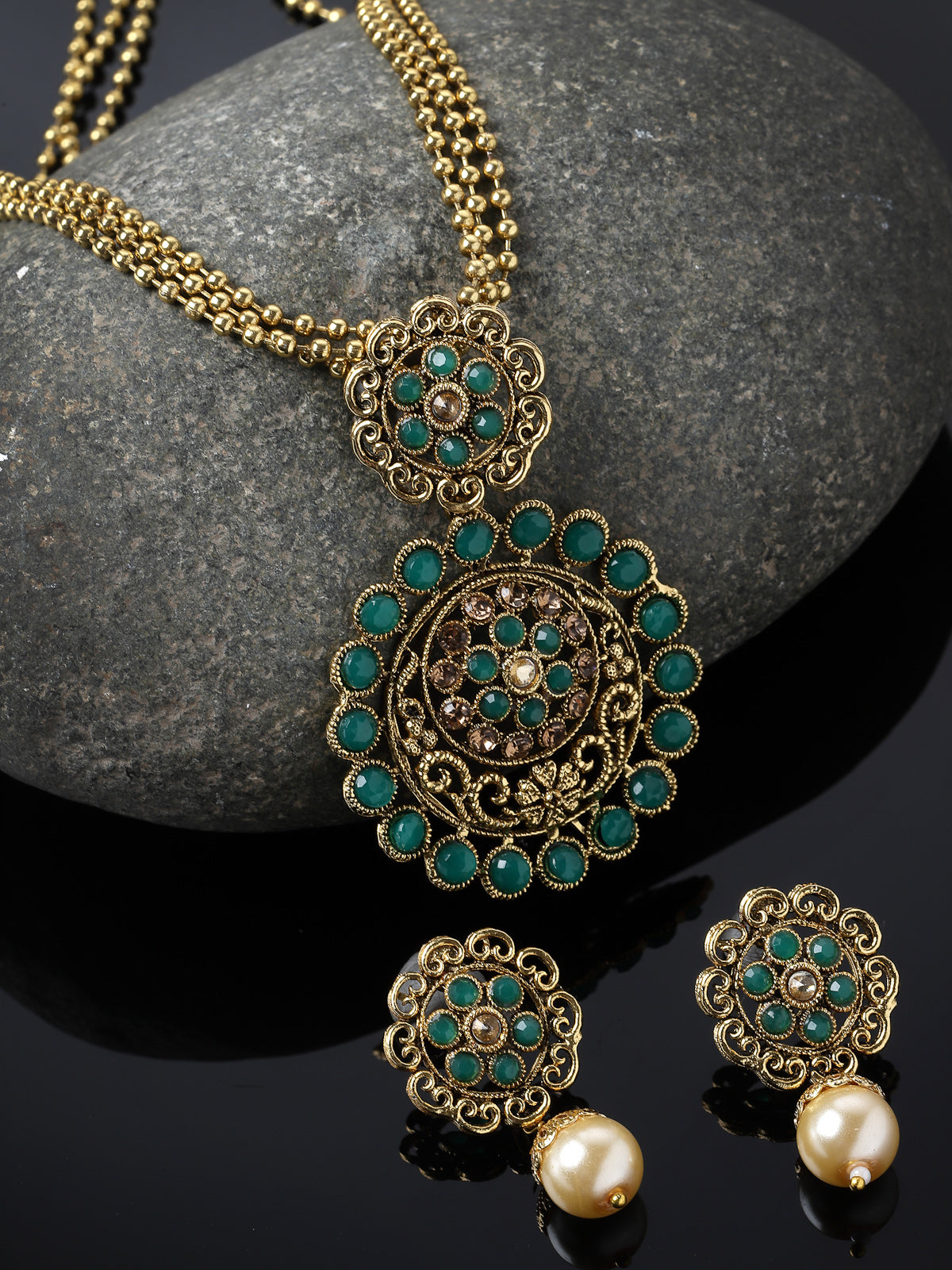 Sukkhi Eye-Catching Green Gold Stone Multistring Long Necklace Set And Earring | Jewellery Set For Women (NS105682)