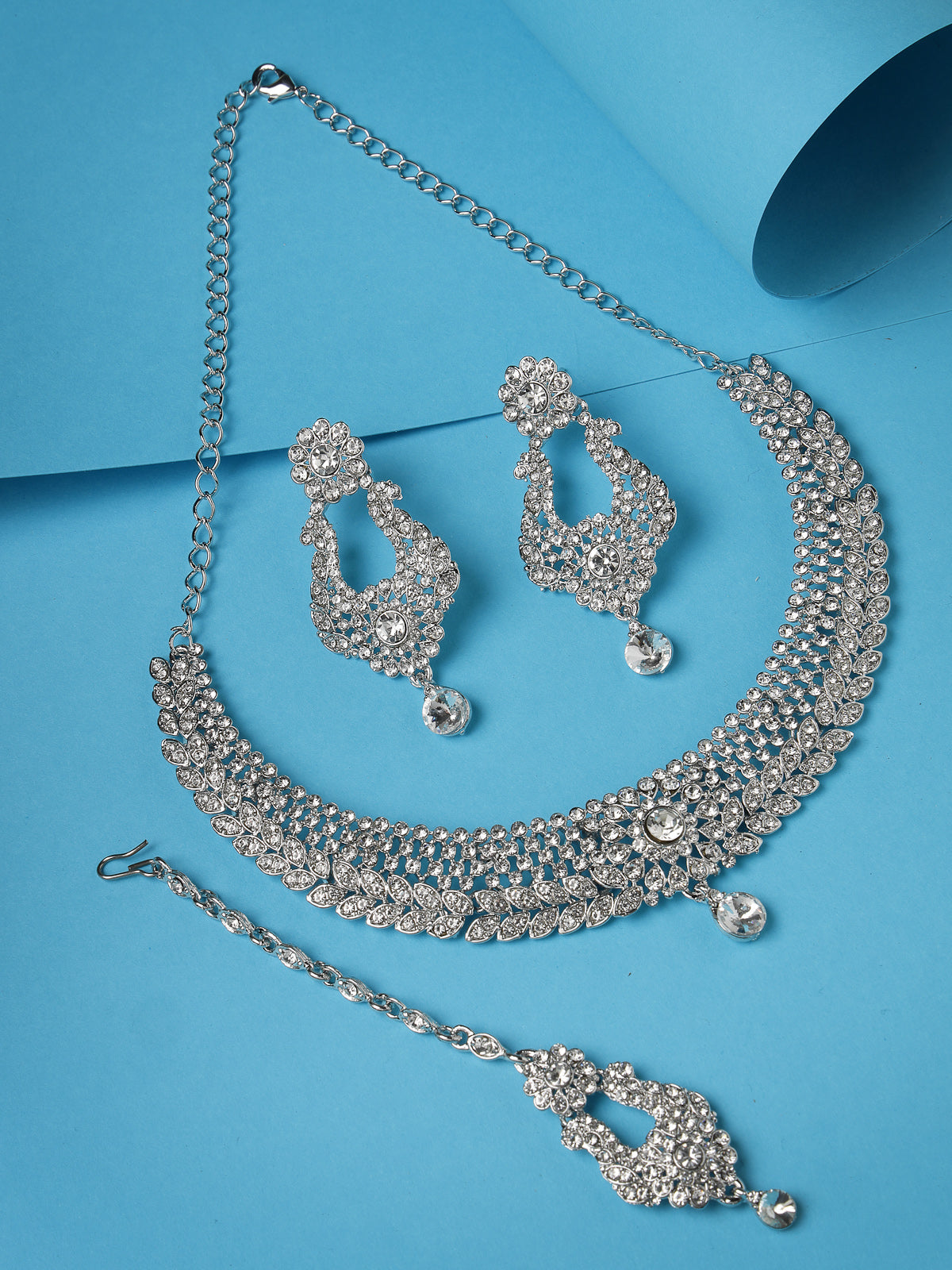 Sukkhi Handcrafted Rhodium Plated Silver AD White Stone Collar Bone Necklace Set With Earring And Maangtika | Jewellery Set For Women (NS105715)